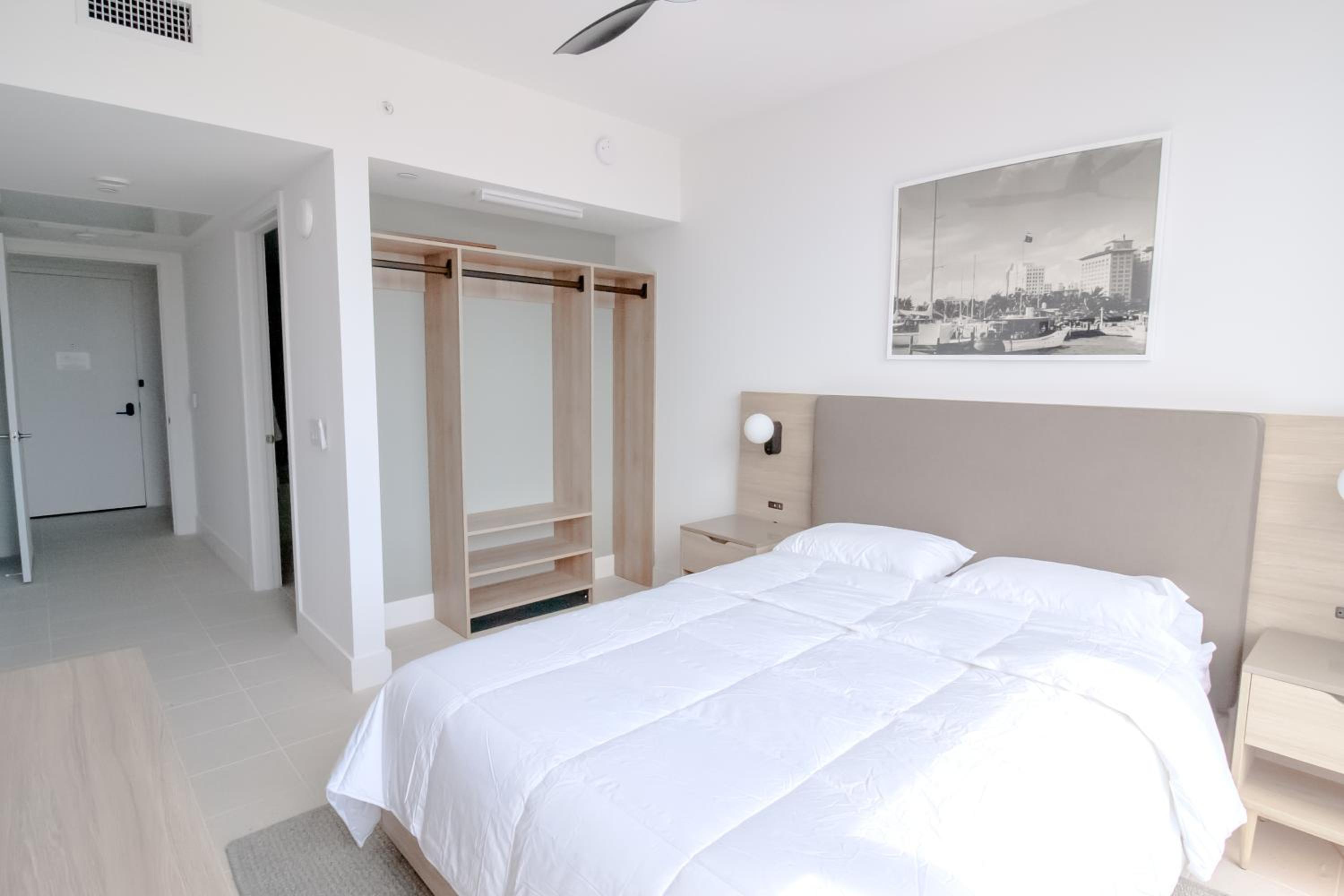 Luxurious Downtown Escape