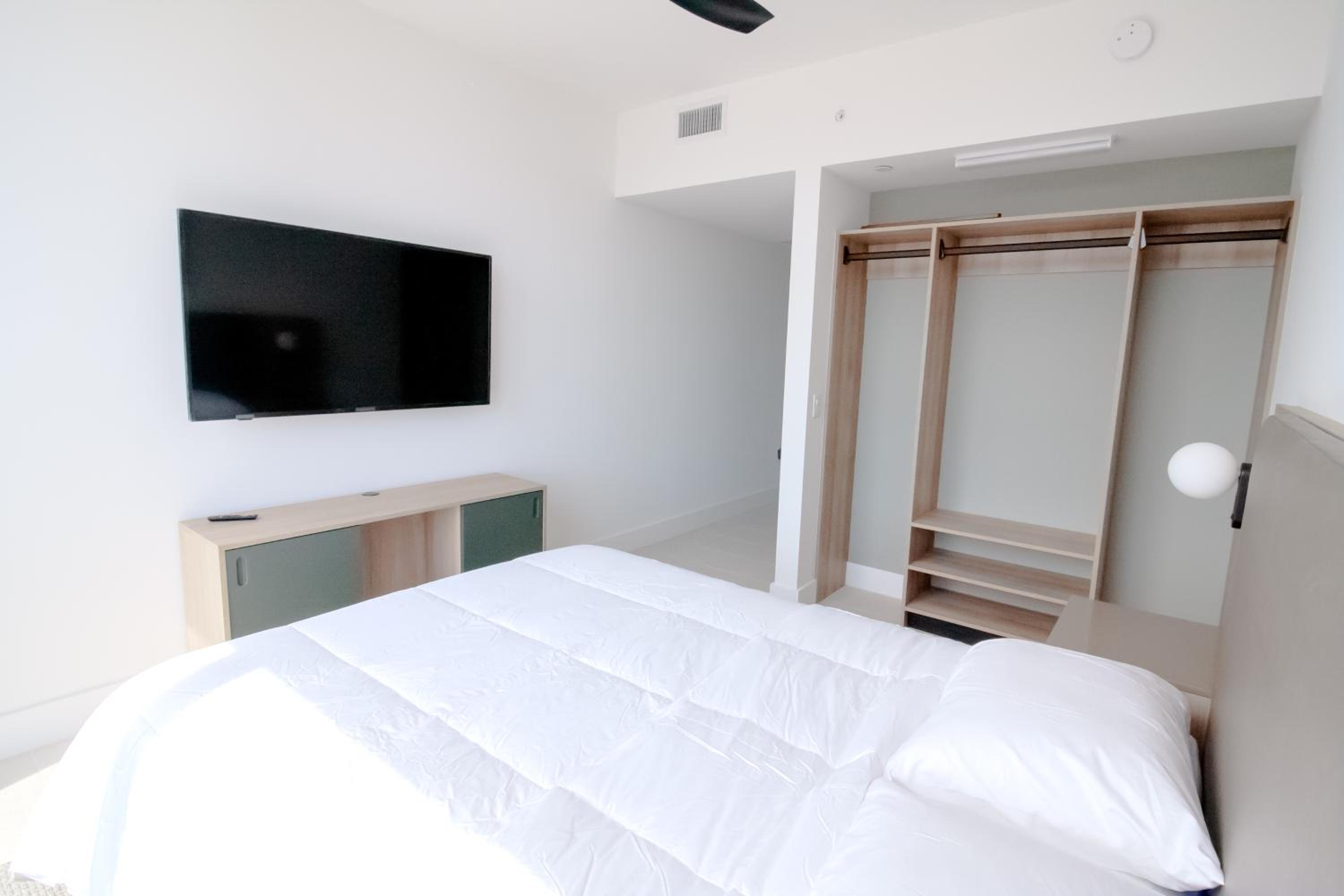 Luxurious Downtown Escape