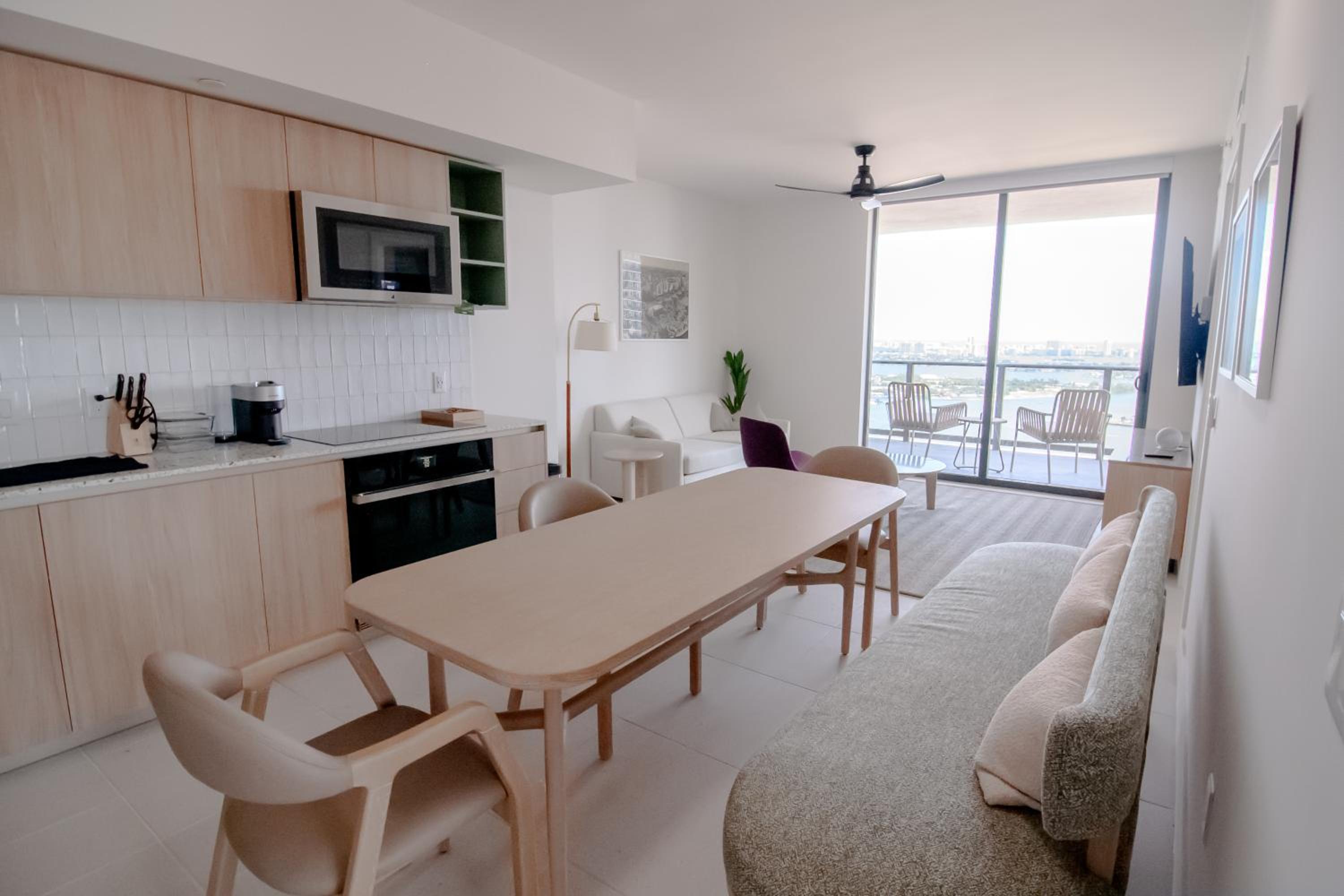Luxurious Downtown Escape
