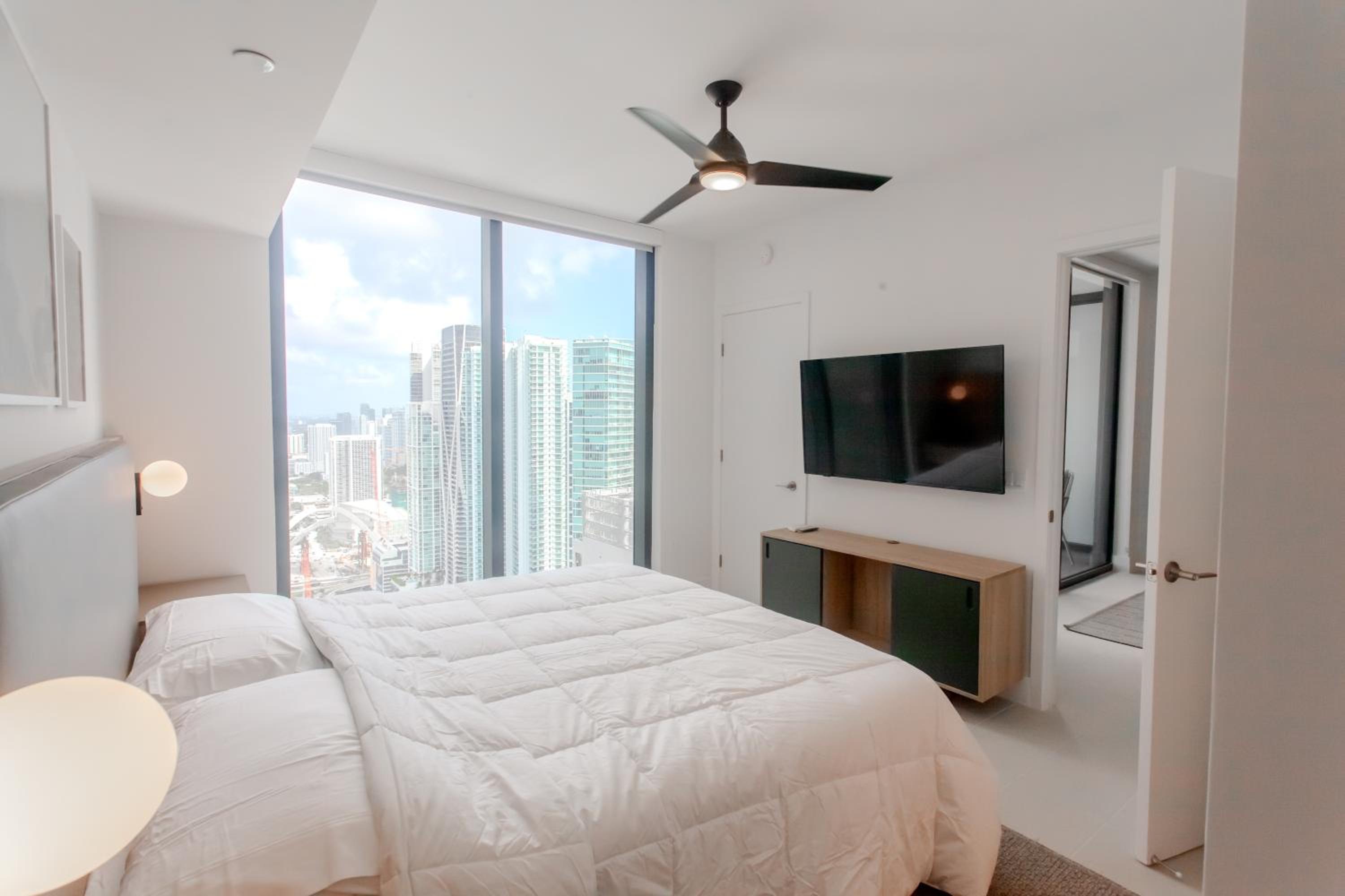 Luxurious Downtown Escape