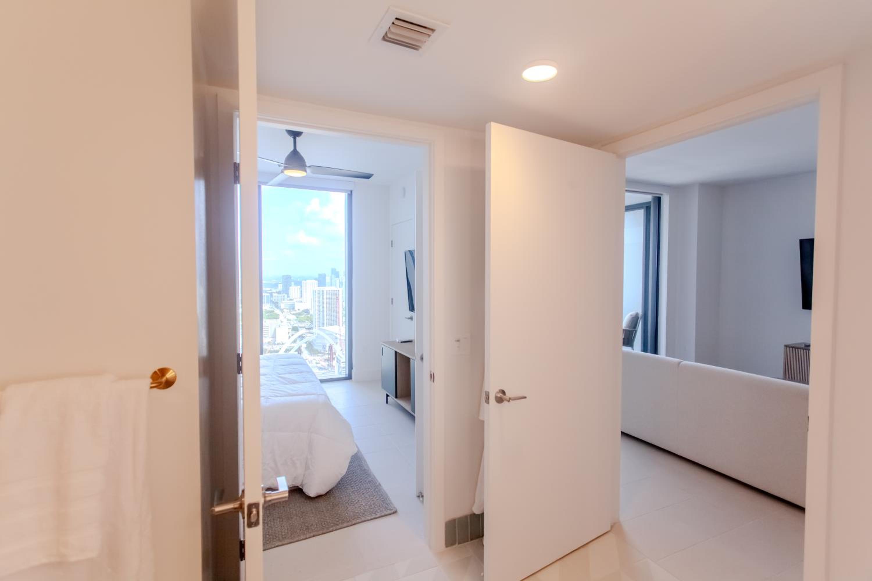 Luxurious Downtown Escape