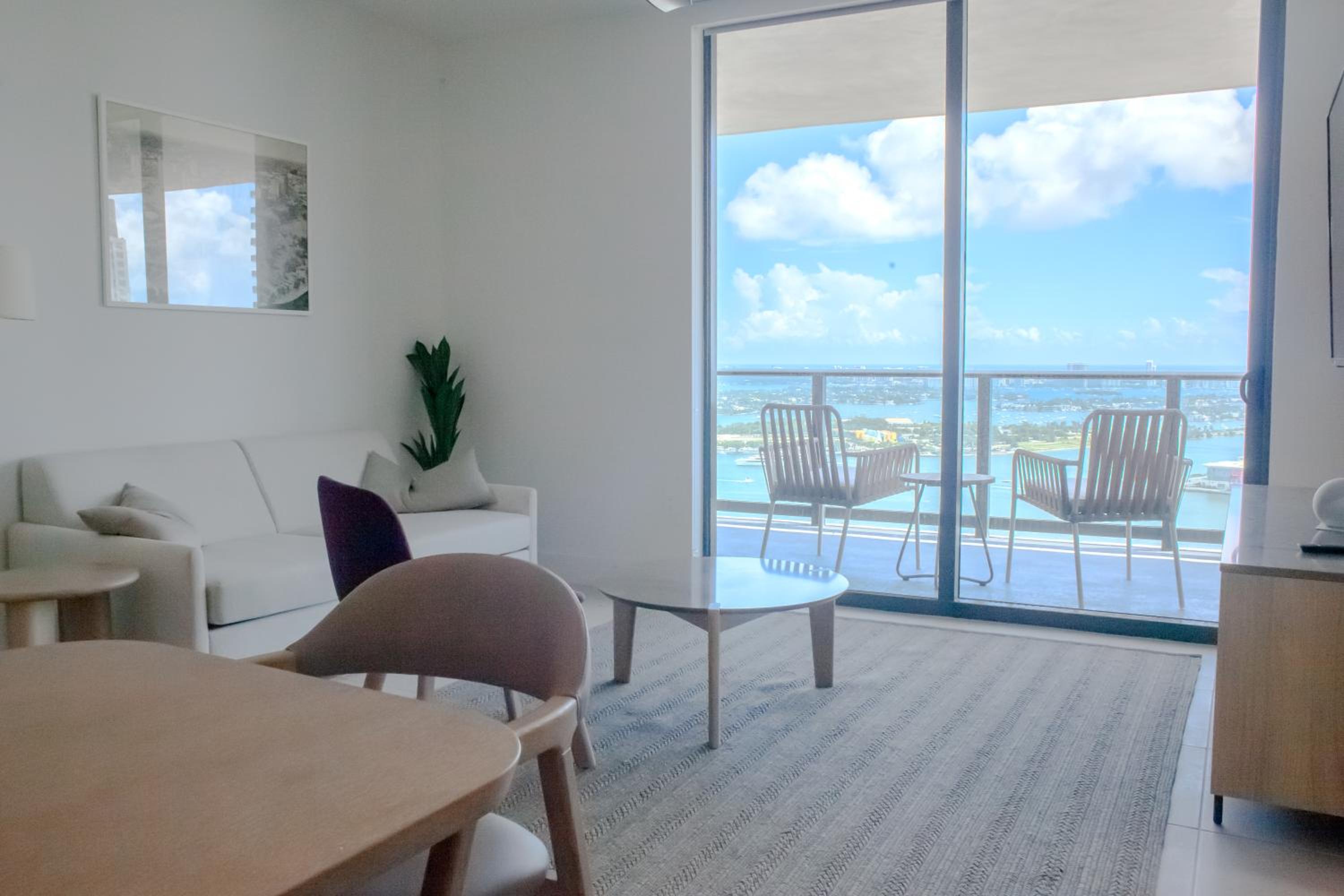 Luxurious Downtown Escape
