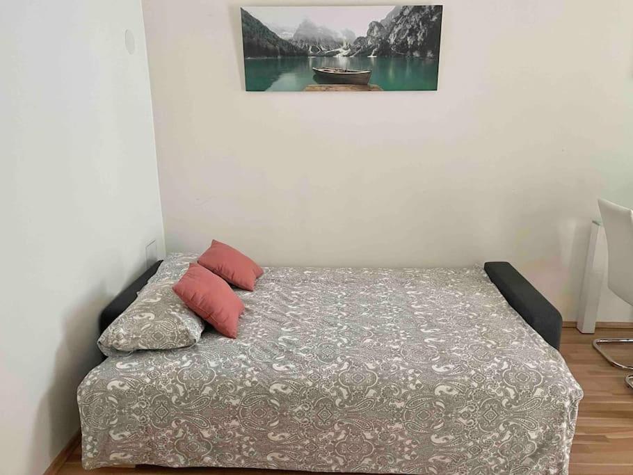 One Bedroom Apartment near Hauptbahnhof
