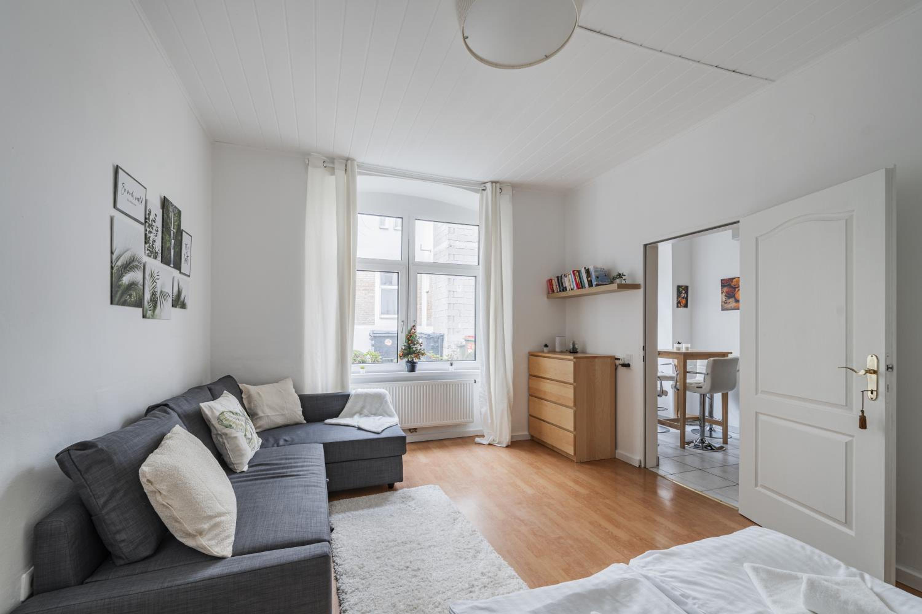 Cosy Central Apartment