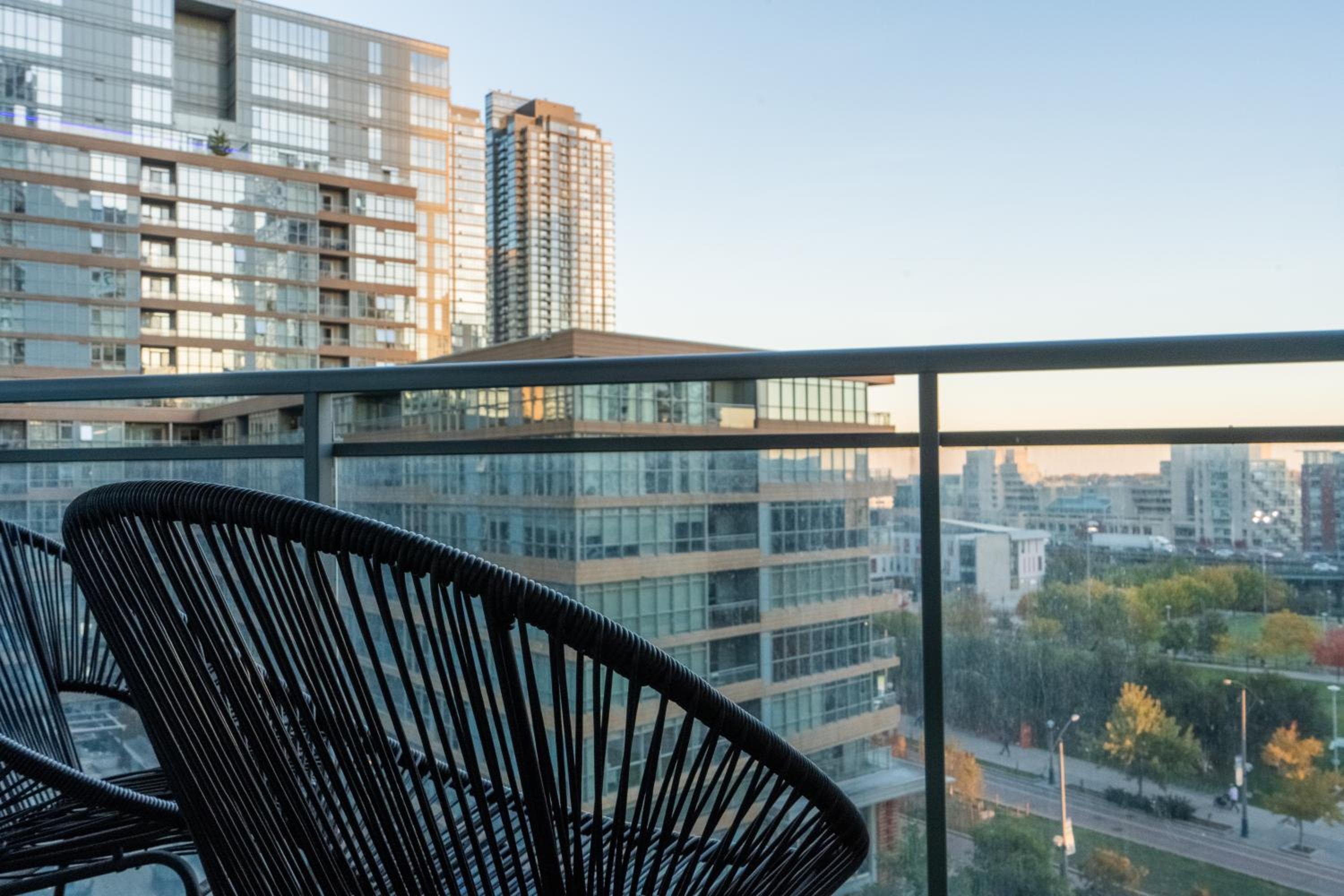 Spectacular condo downtown with a view