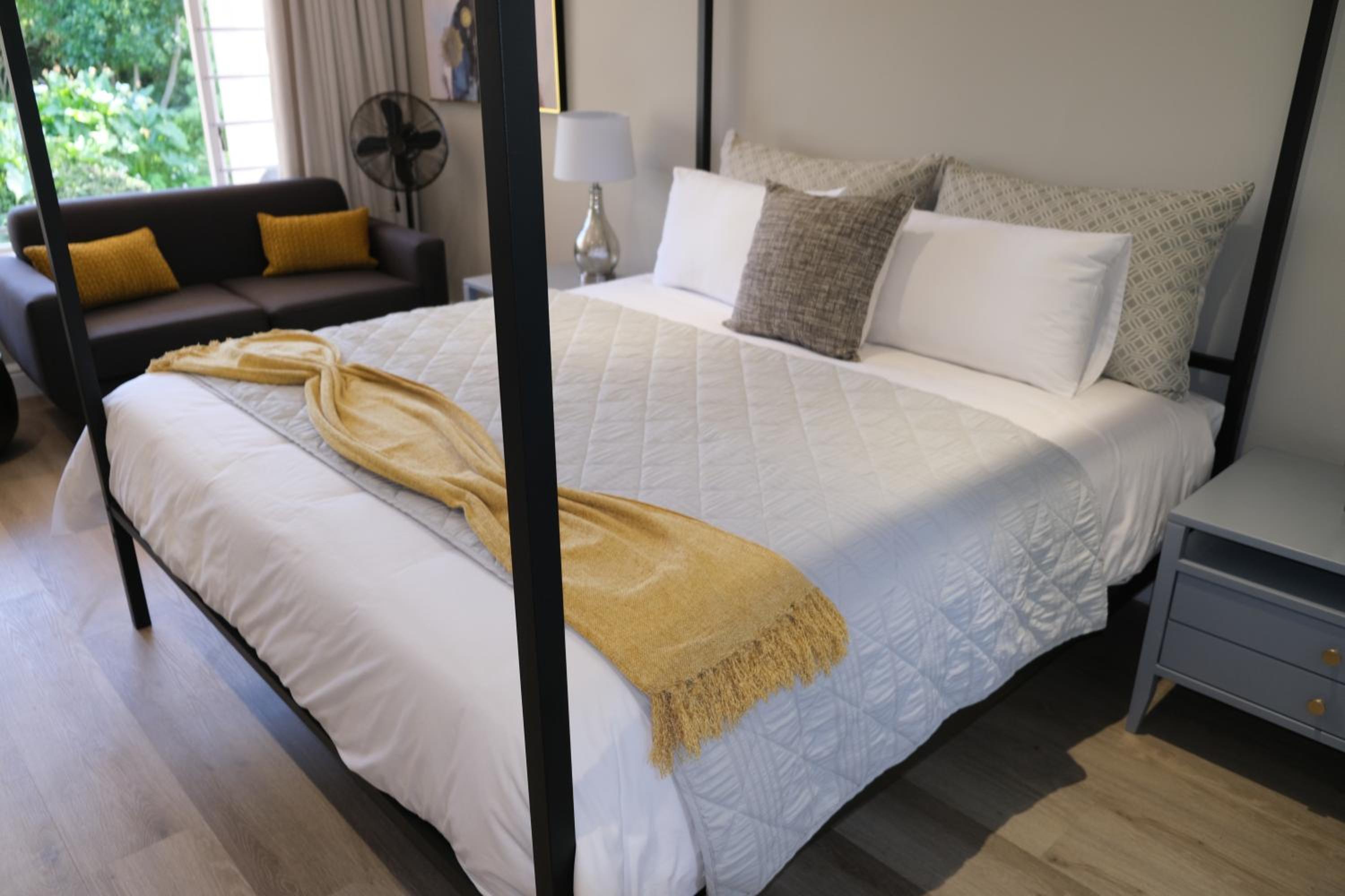 High Hedges Guest Suites Constantia view 3