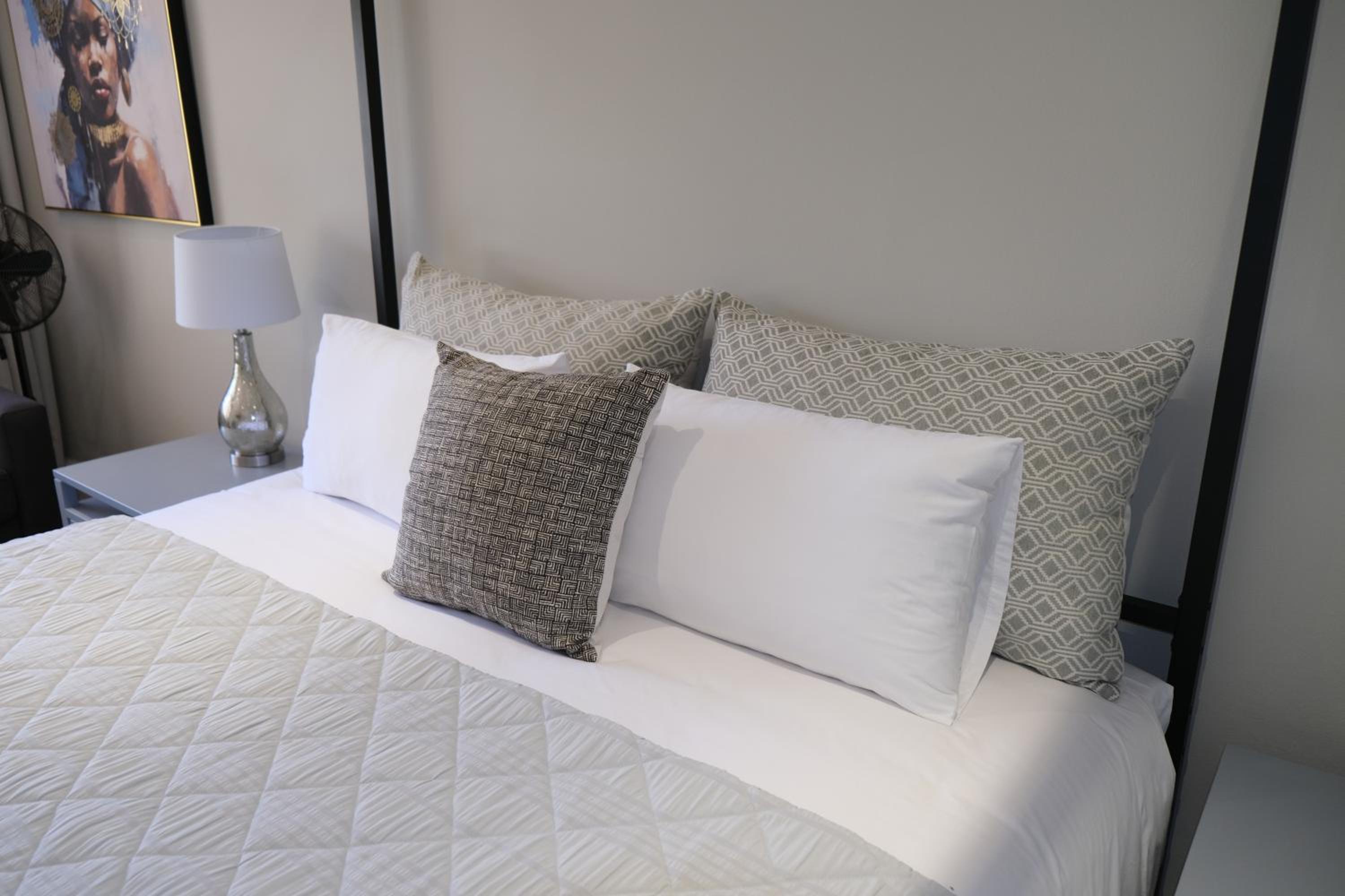 High Hedges Guest Suites Constantia view 4