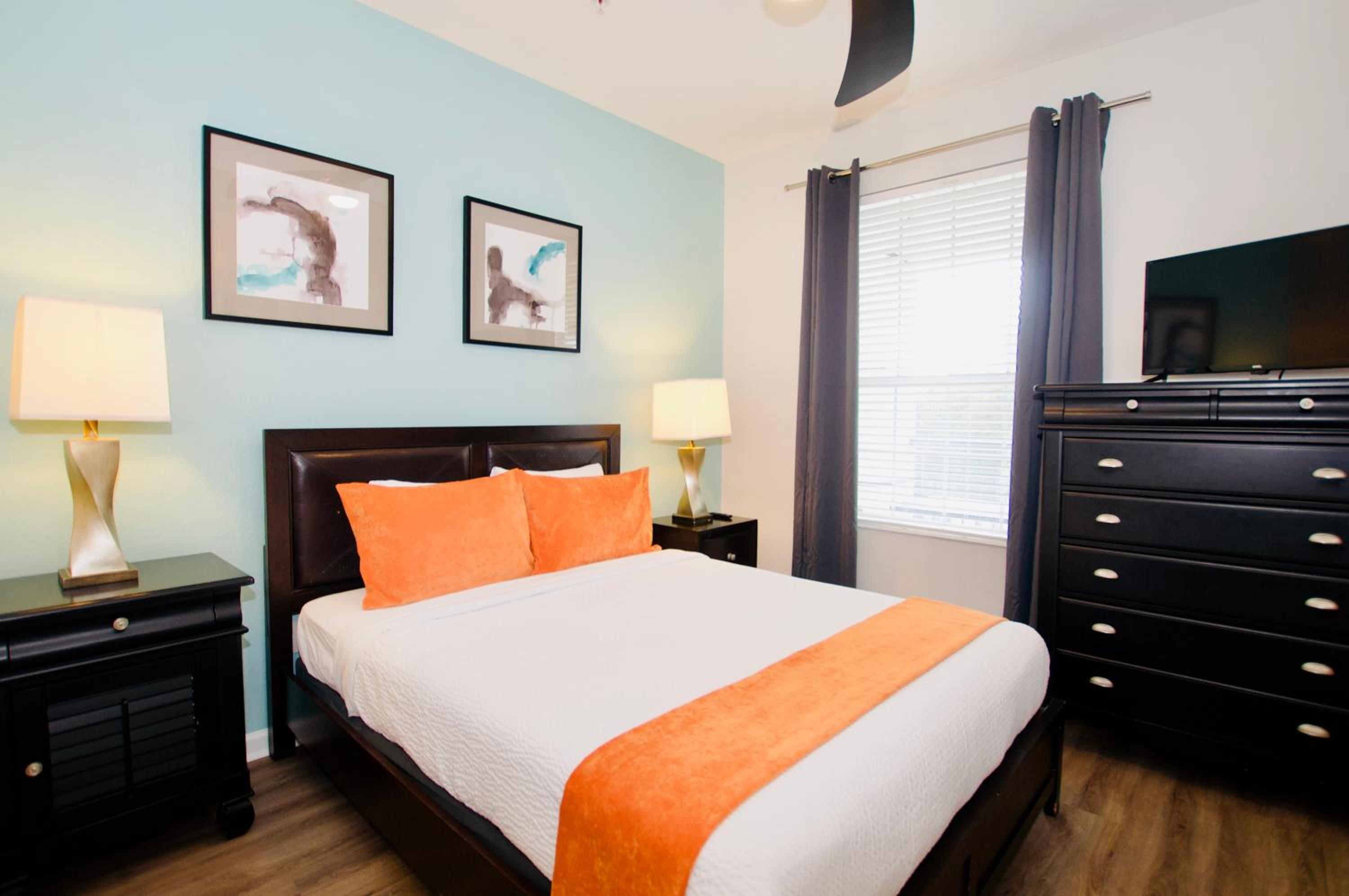 Vista Cay at Epic Universe - Standard 3 bedroom condo