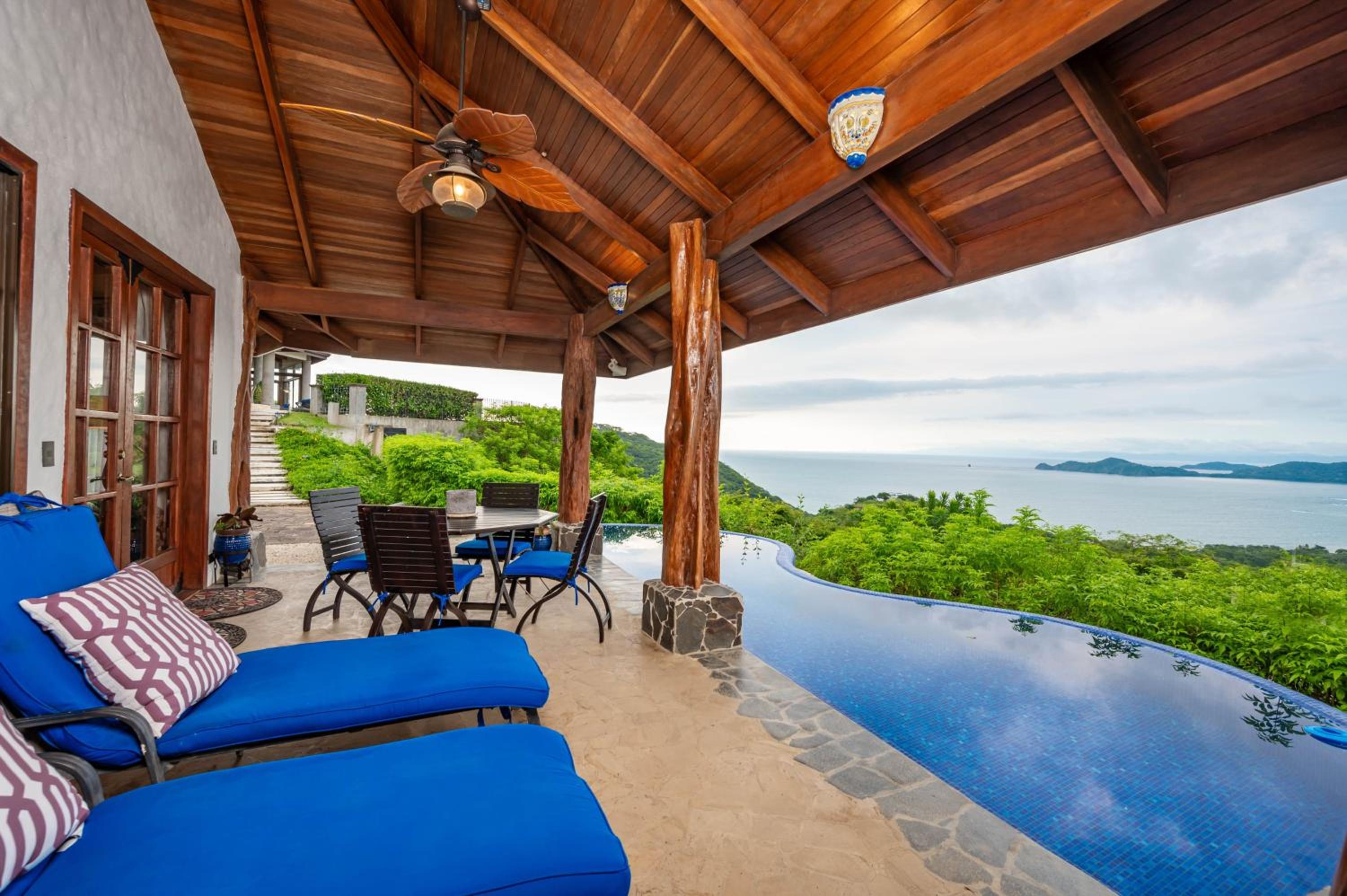 Casita Cole 2BR Pool Villa Hermosa - 4 Guests view 3