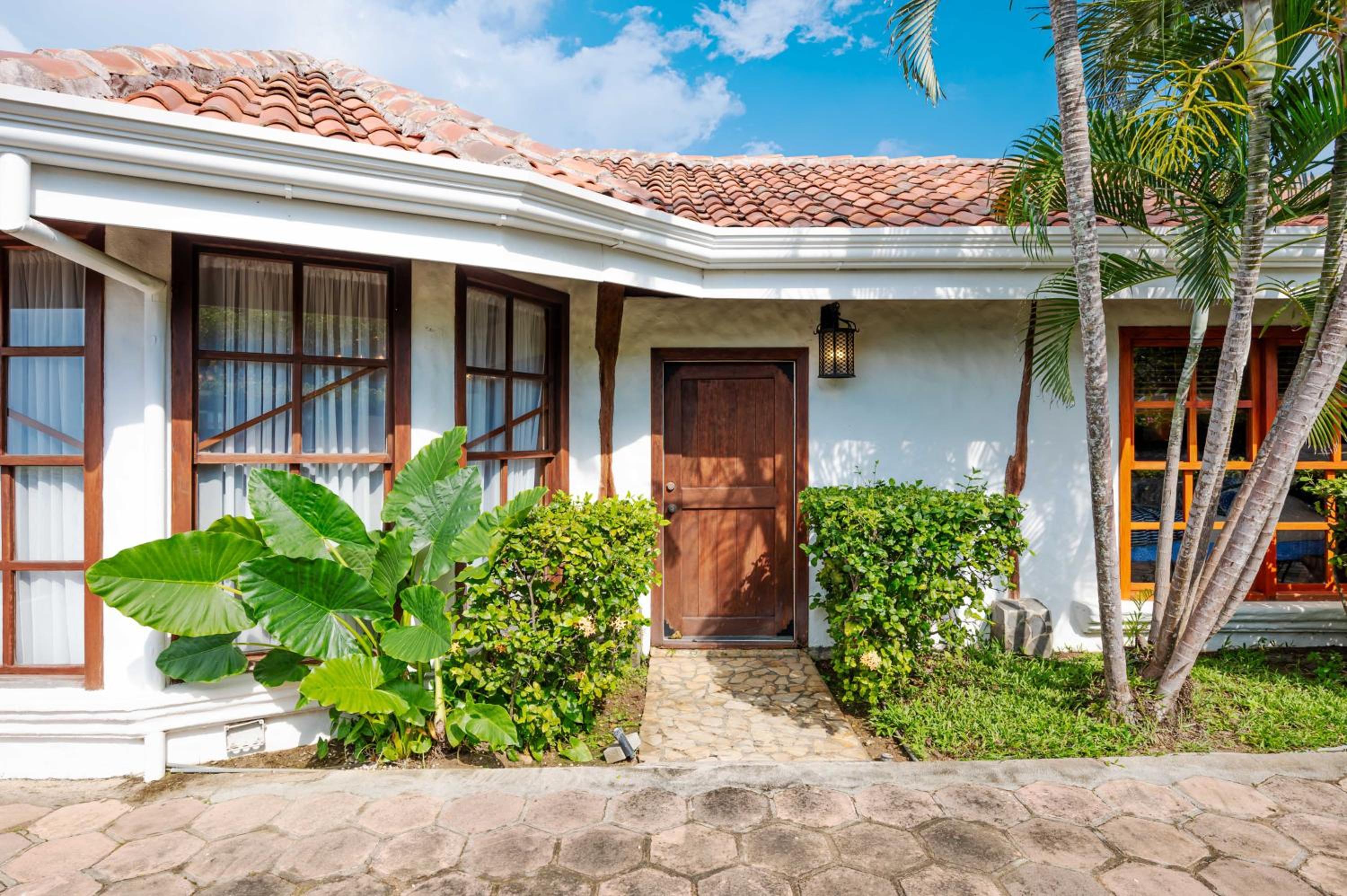 Casita Cole 2BR Pool Villa Hermosa - 4 Guests view 4