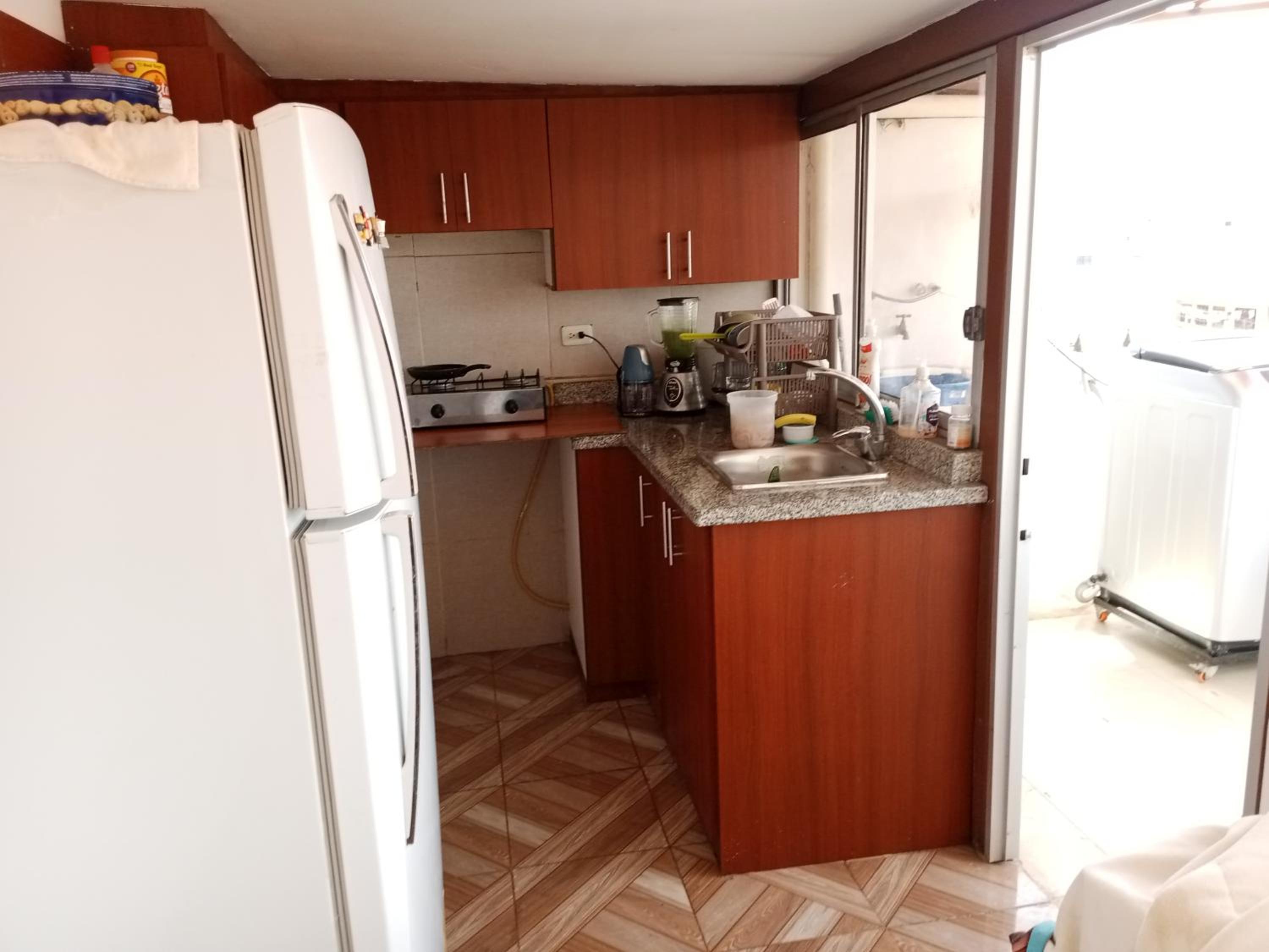 Departamento entero de 2 habitaciones en Cuenca