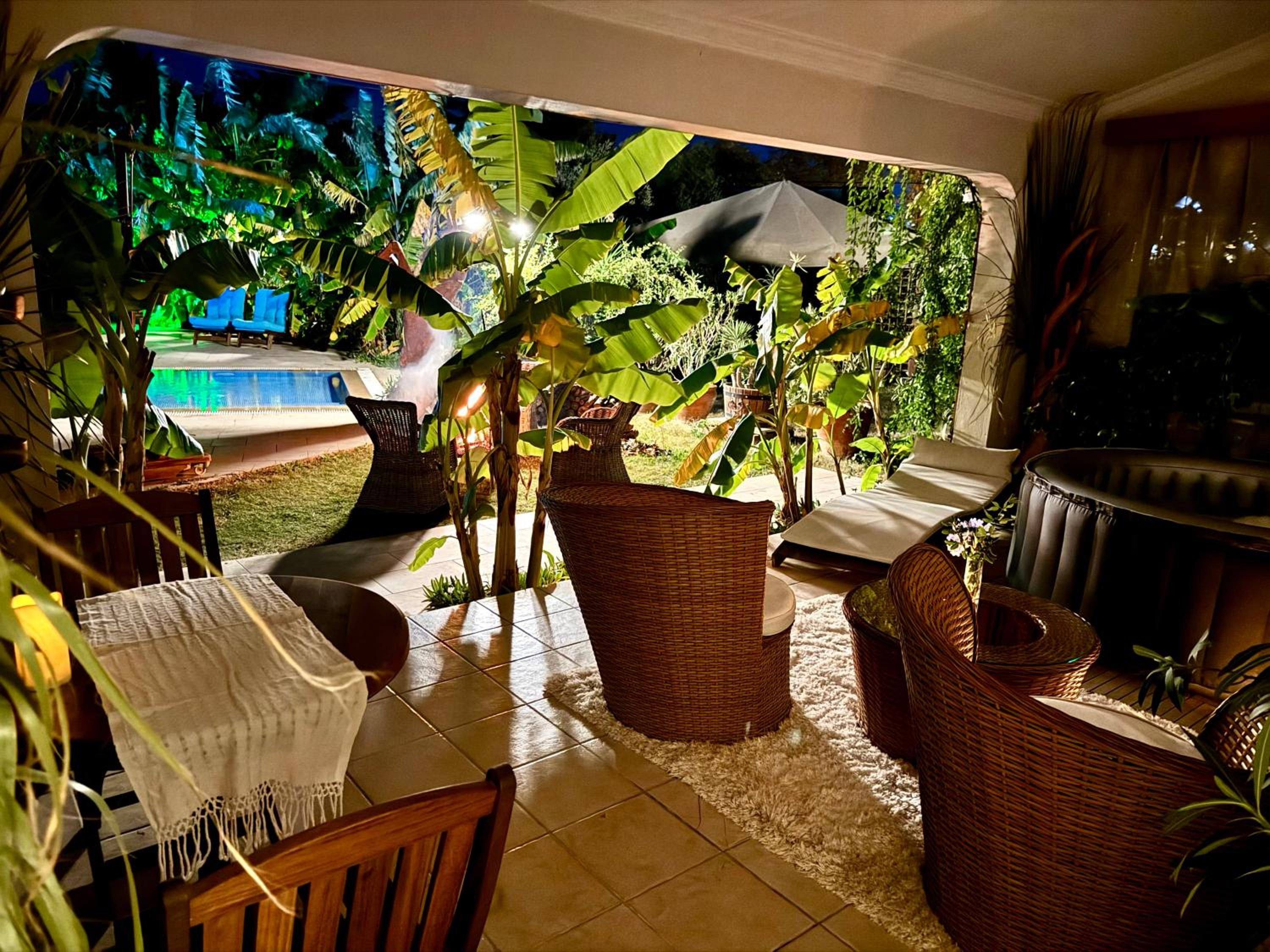 lounge