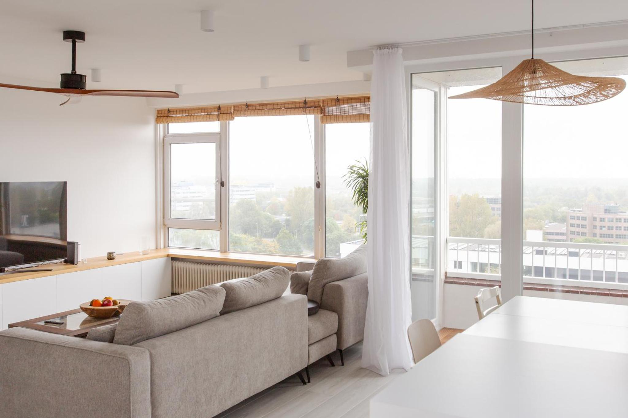 Sunny room with gorgeous views