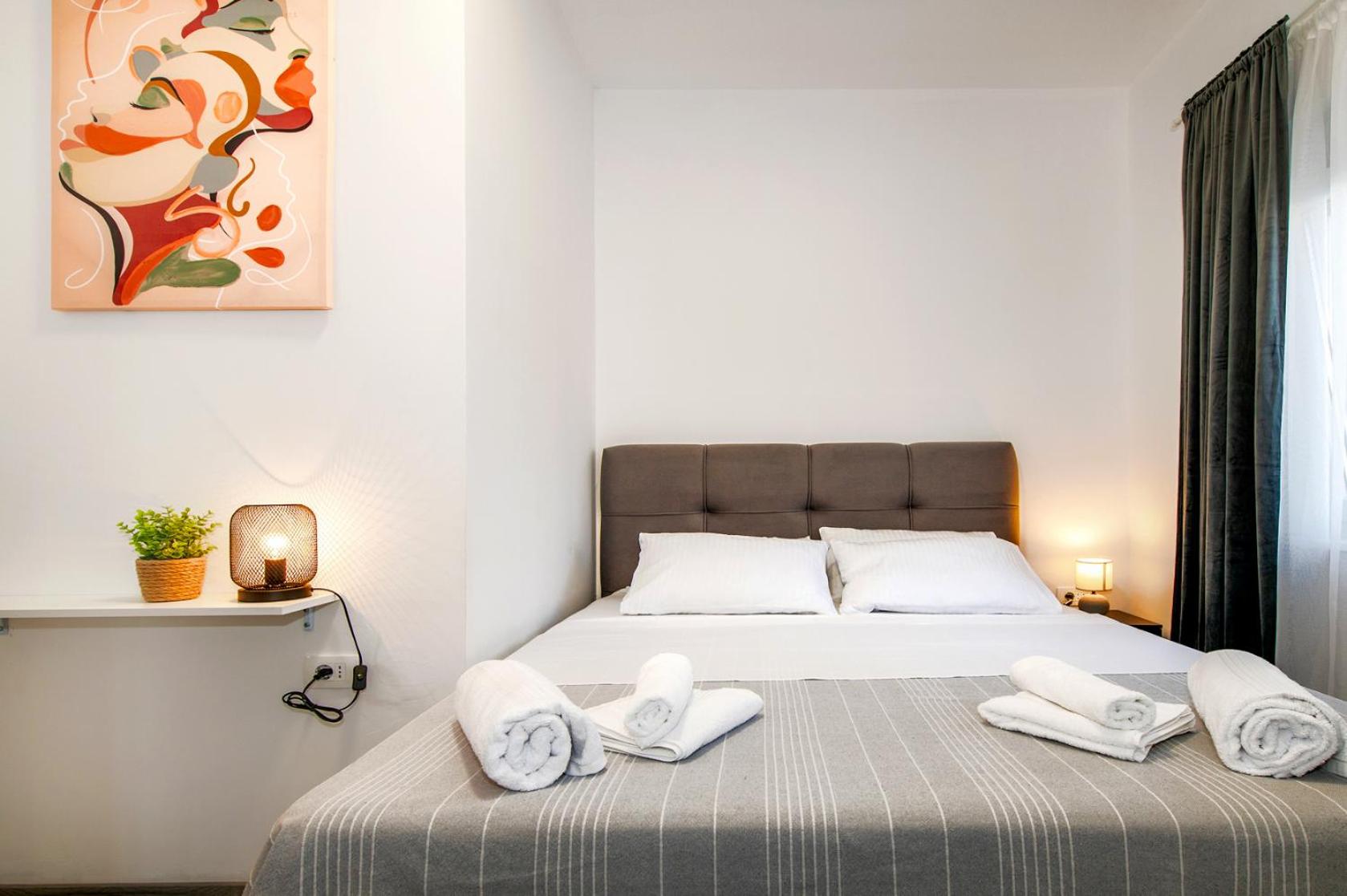 Apartments Sunny Sky - Pool & Parking - Vodice