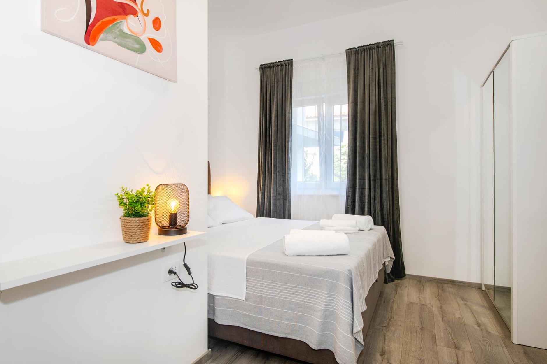 Apartments Sunny Sky - Pool & Parking - Vodice
