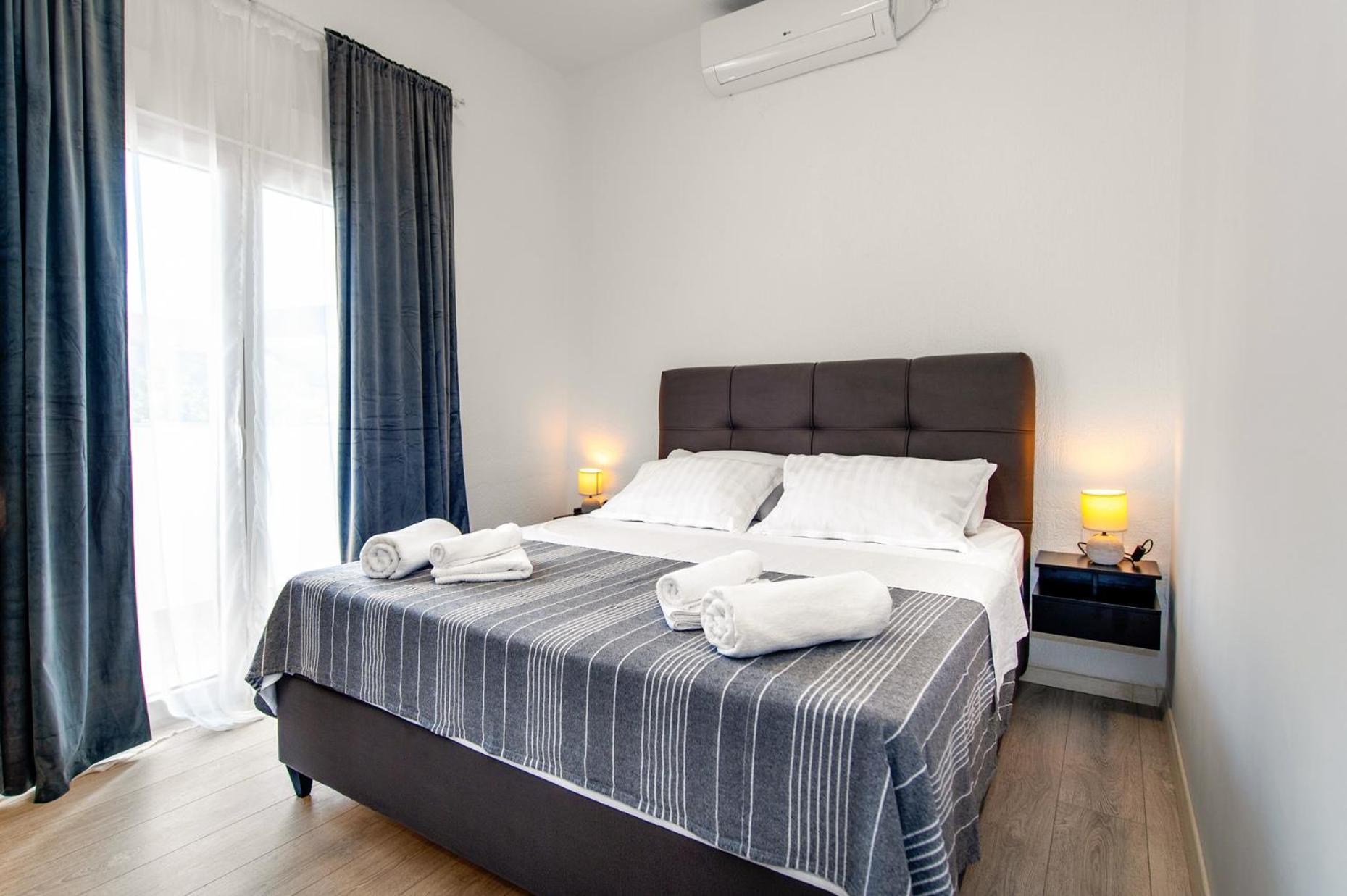 Apartments Sunny Sky - Pool & Parking - Vodice