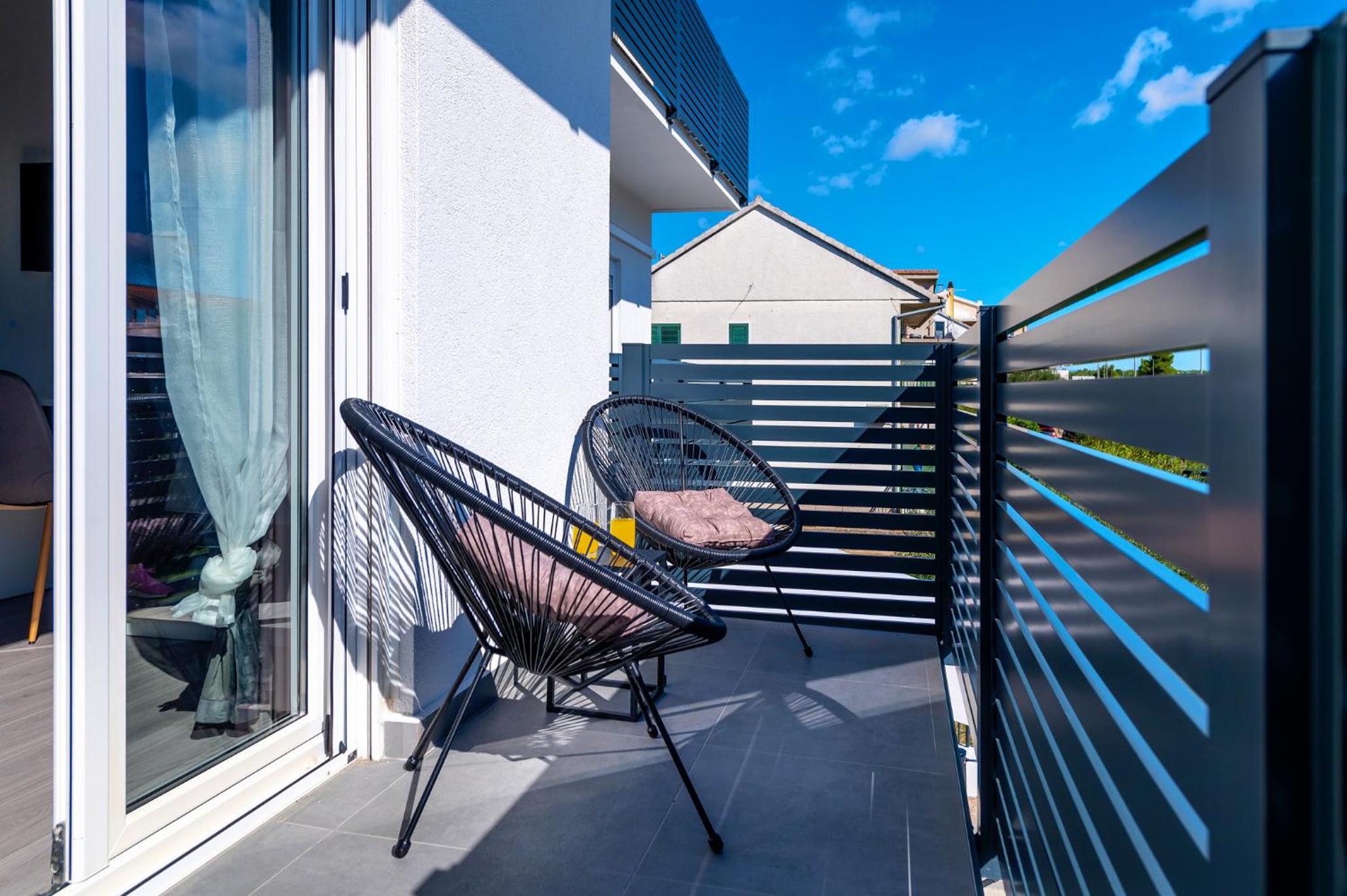 Apartments Sunny Sky - Pool & Parking - Vodice