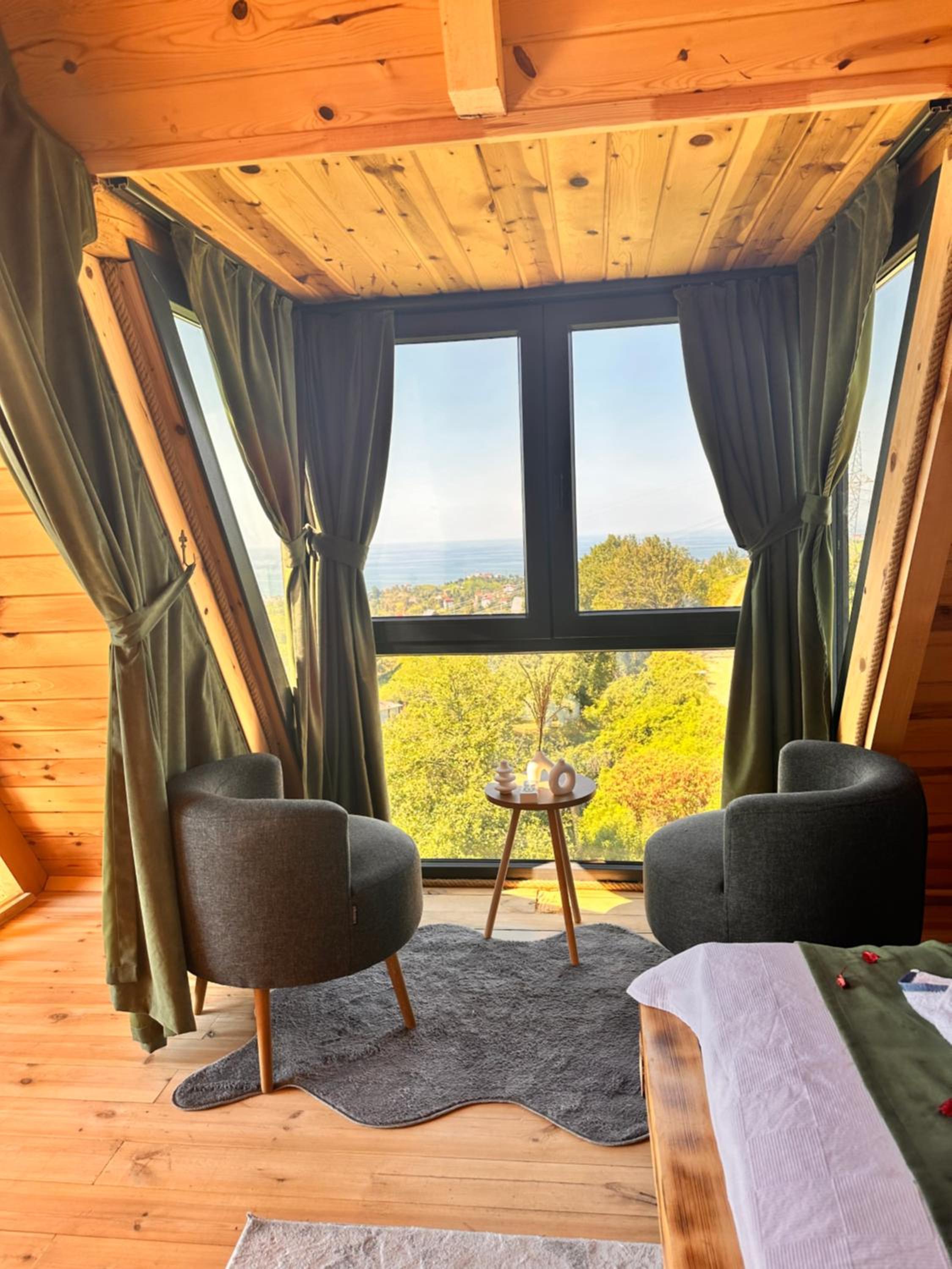 Bologina Suit Bungalov