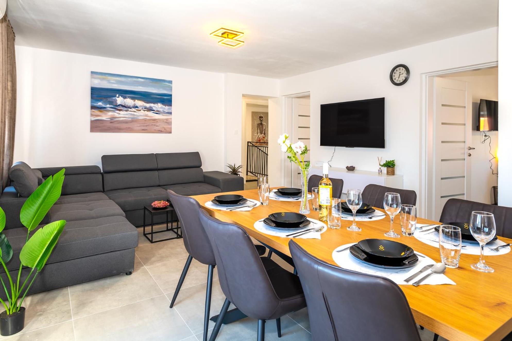 Apartments Sunny Sky - Pool & Parking - Vodice