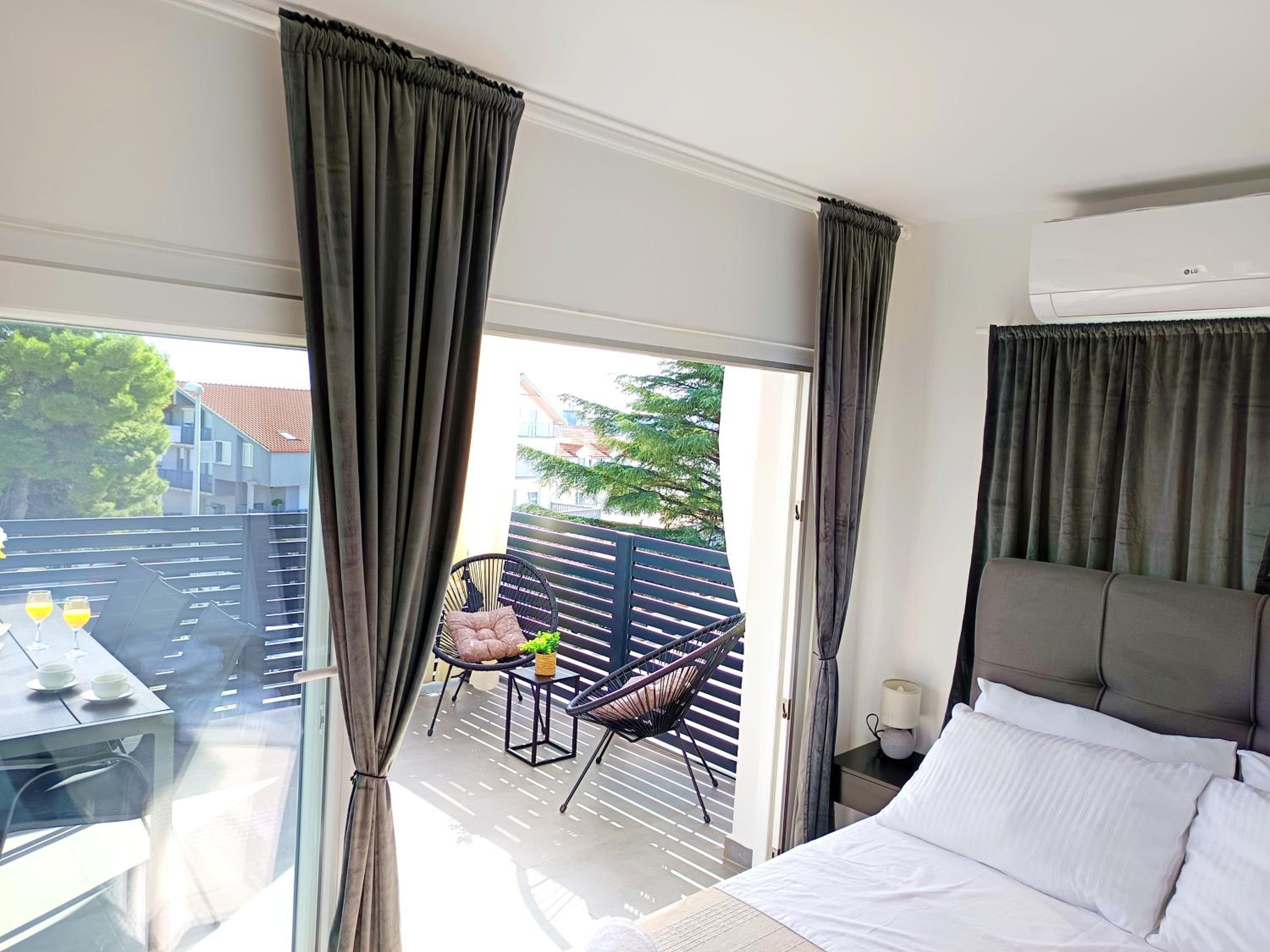 Apartments Sunny Sky - Pool & Parking - Vodice