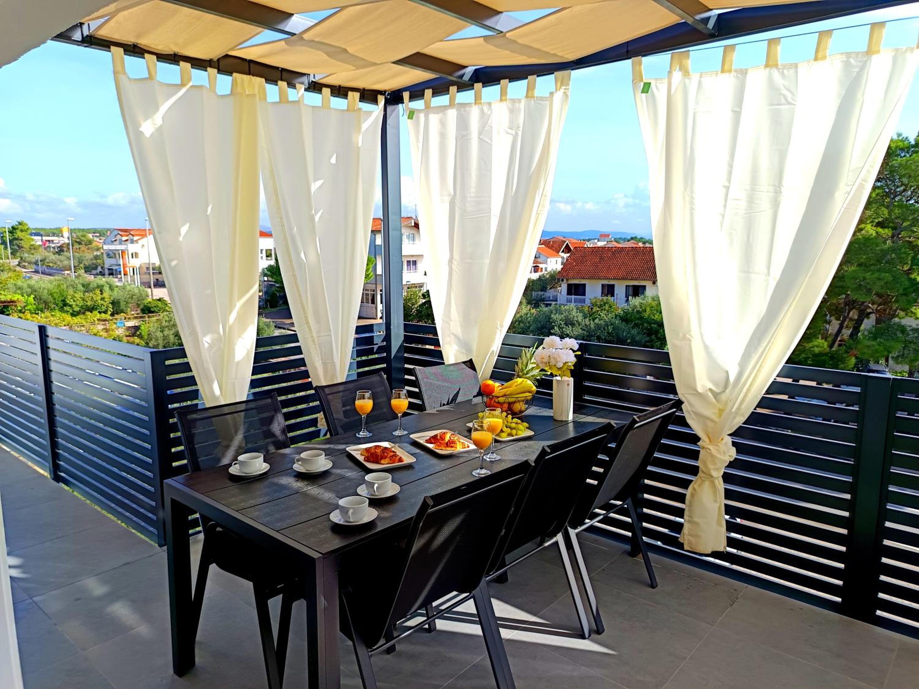 Apartments Sunny Sky - Pool & Parking - Vodice