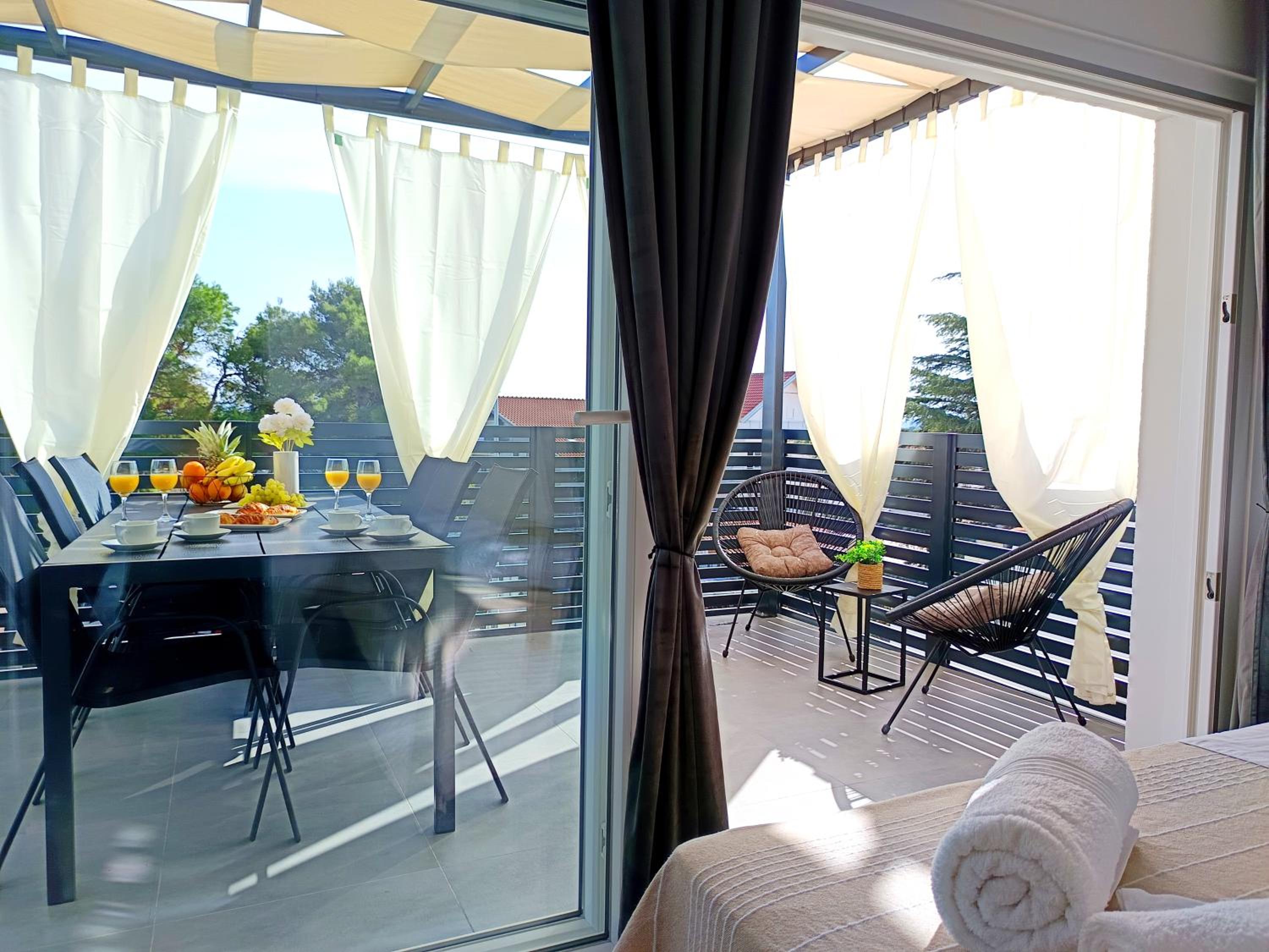 Apartments Sunny Sky - Pool & Parking - Vodice