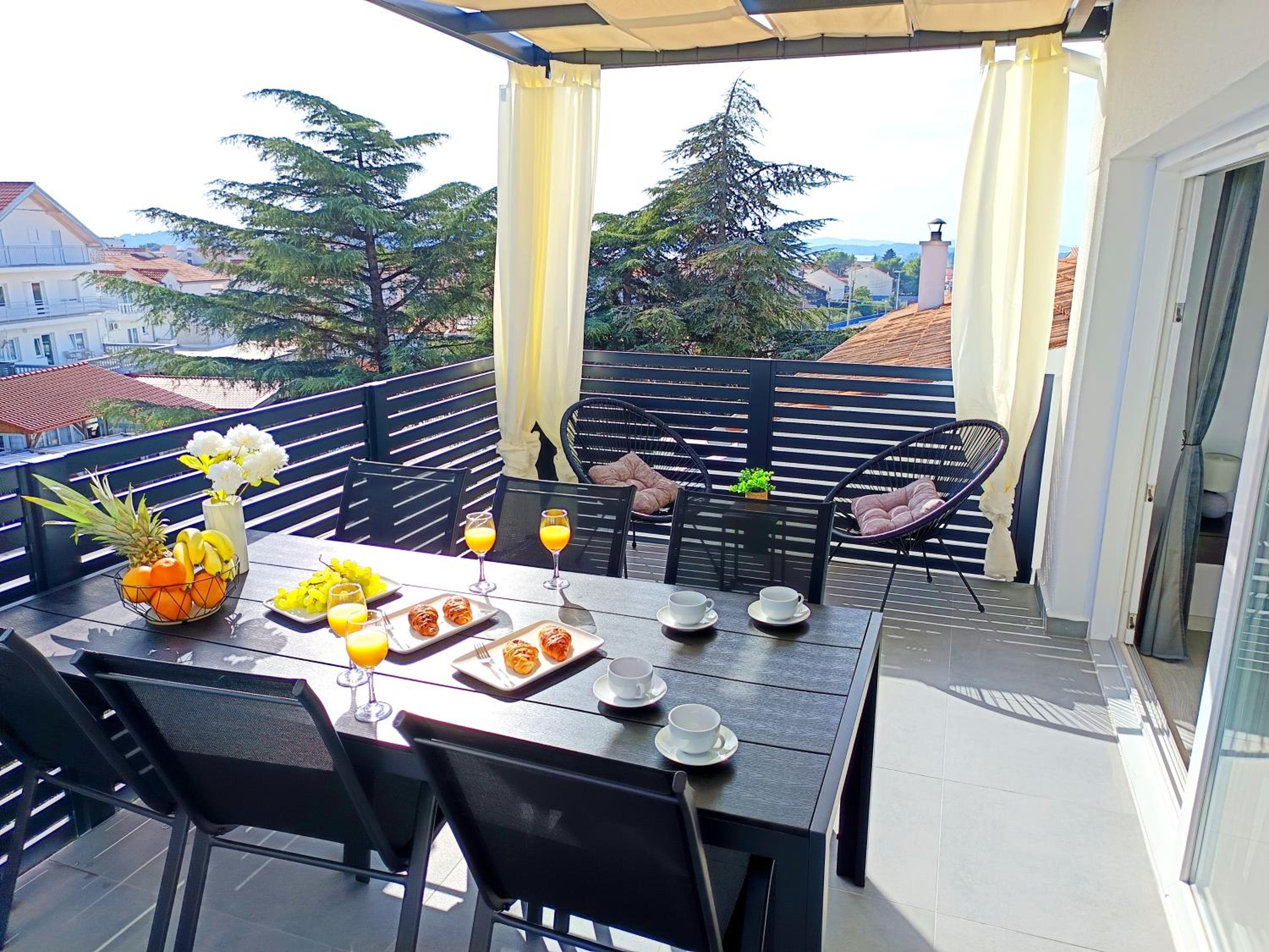 Apartments Sunny Sky - Pool & Parking - Vodice