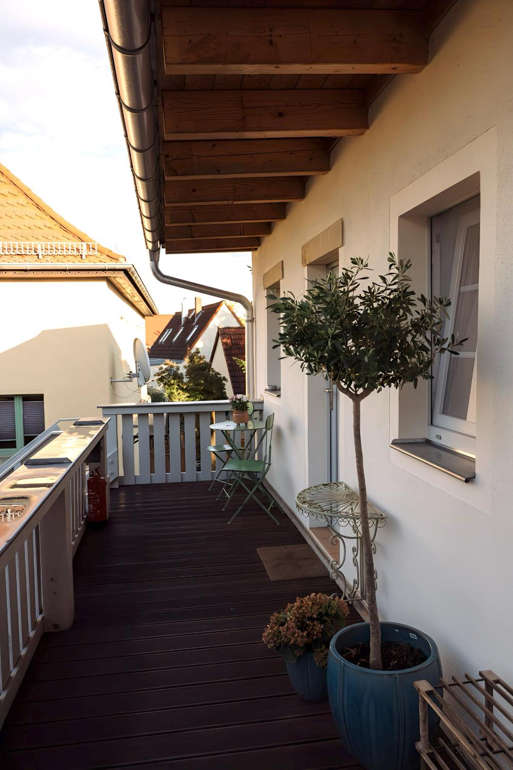 Pension Adele - Ruhig, direkt am Elberadweg & Badesee mit Balkon