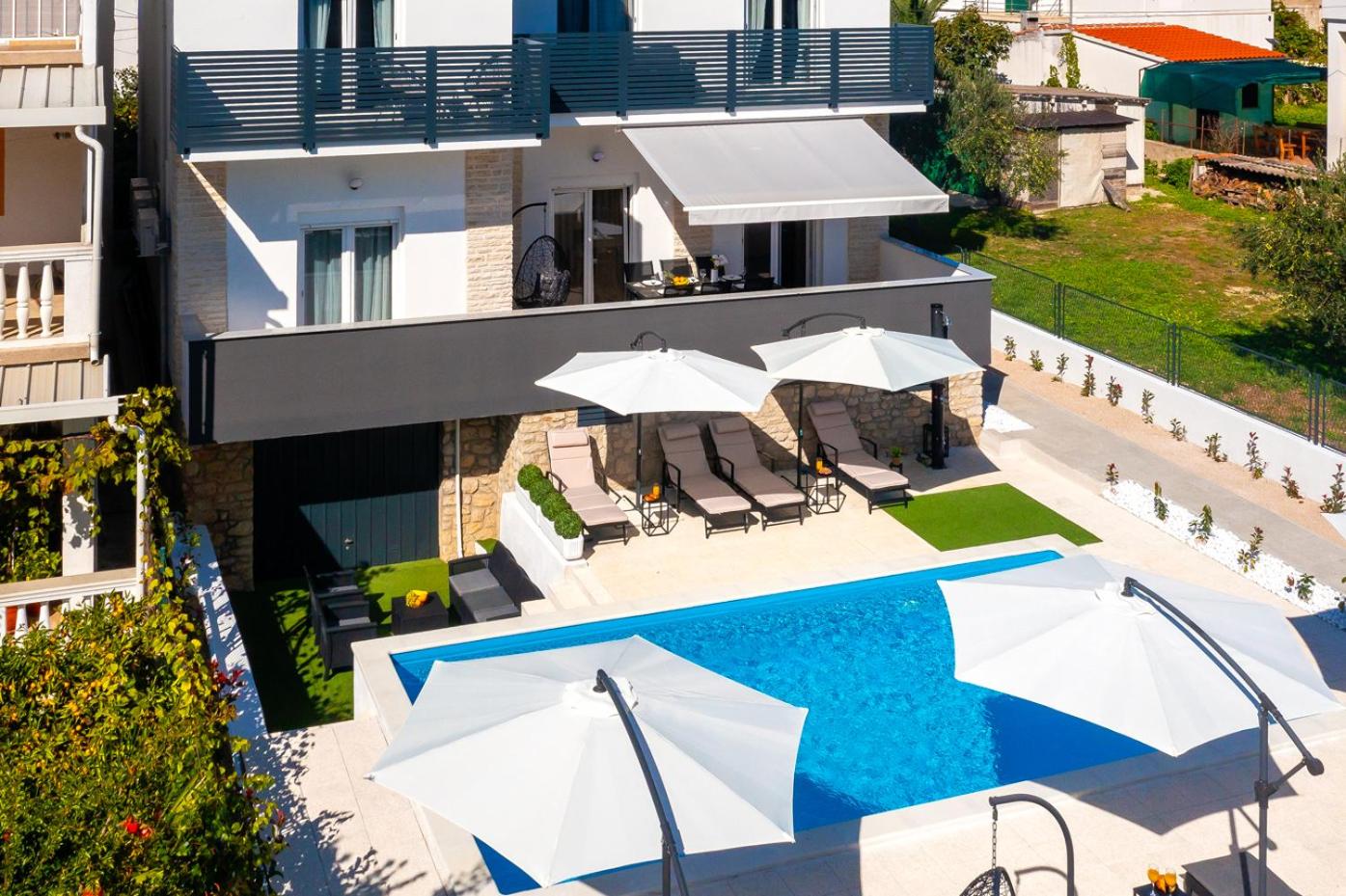 Apartments Sunny Sky - Pool & Parking - Vodice