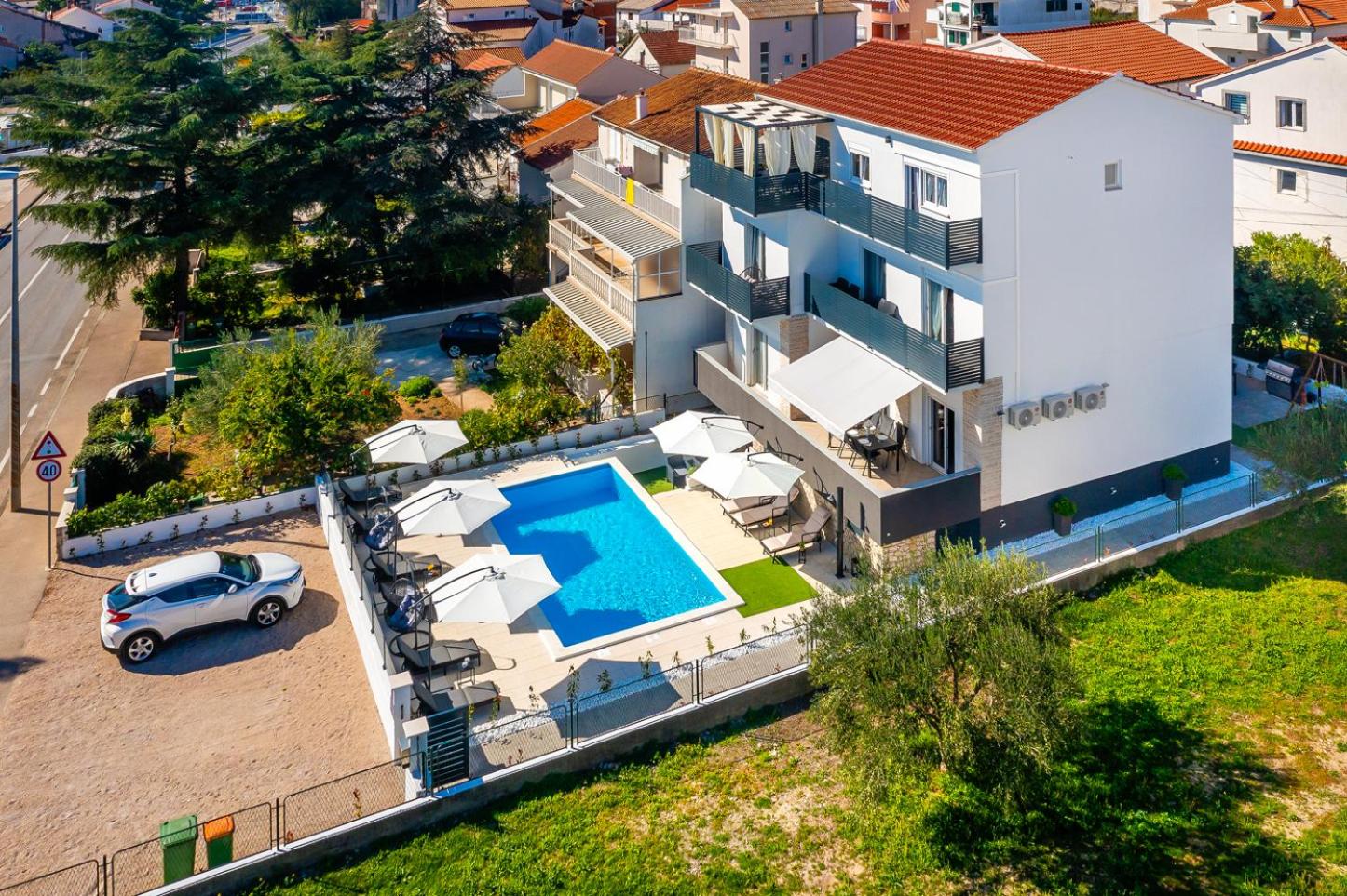 Apartments Sunny Sky - Pool & Parking - Vodice