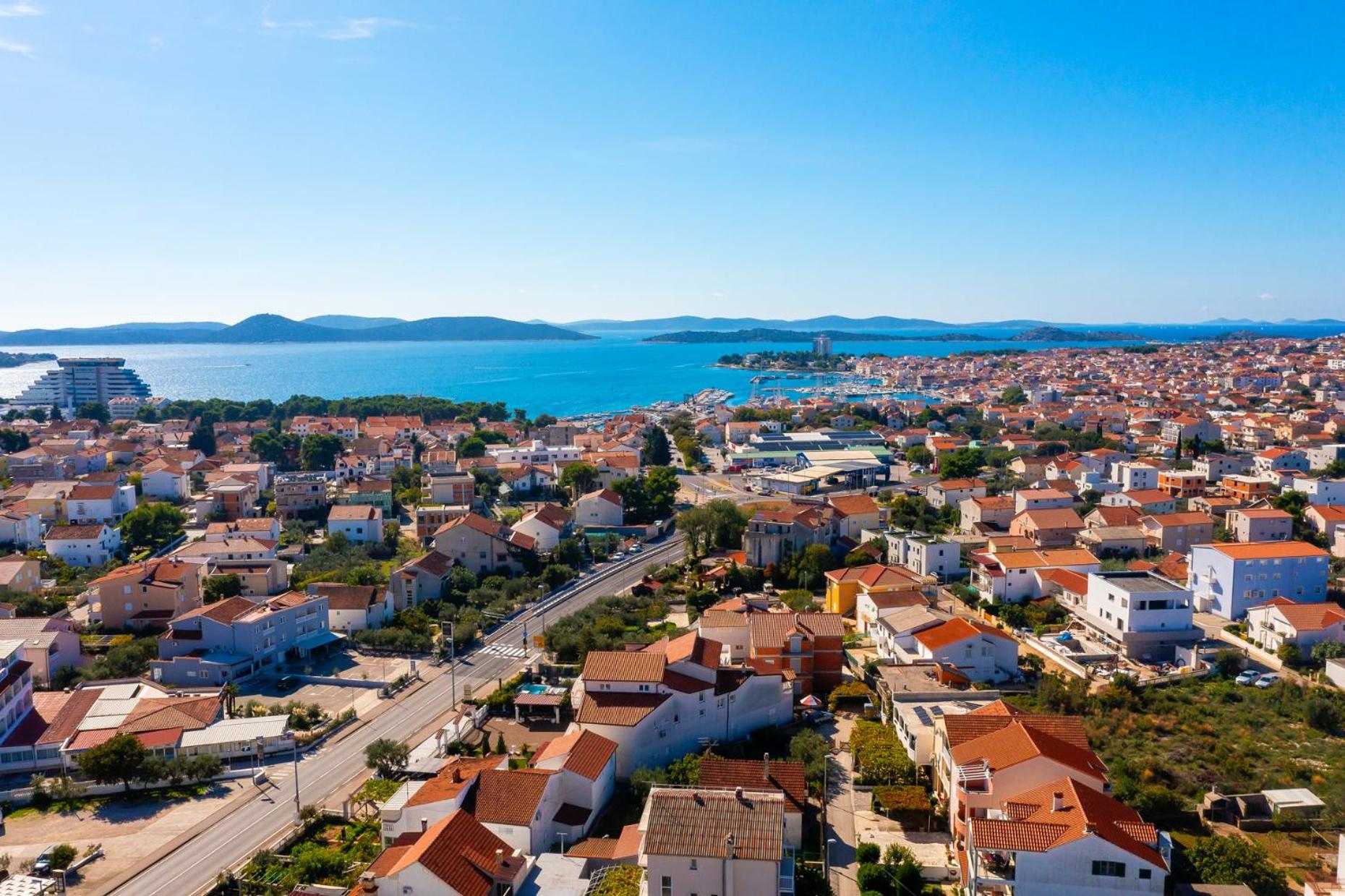 Apartments Sunny Sky - Pool & Parking - Vodice