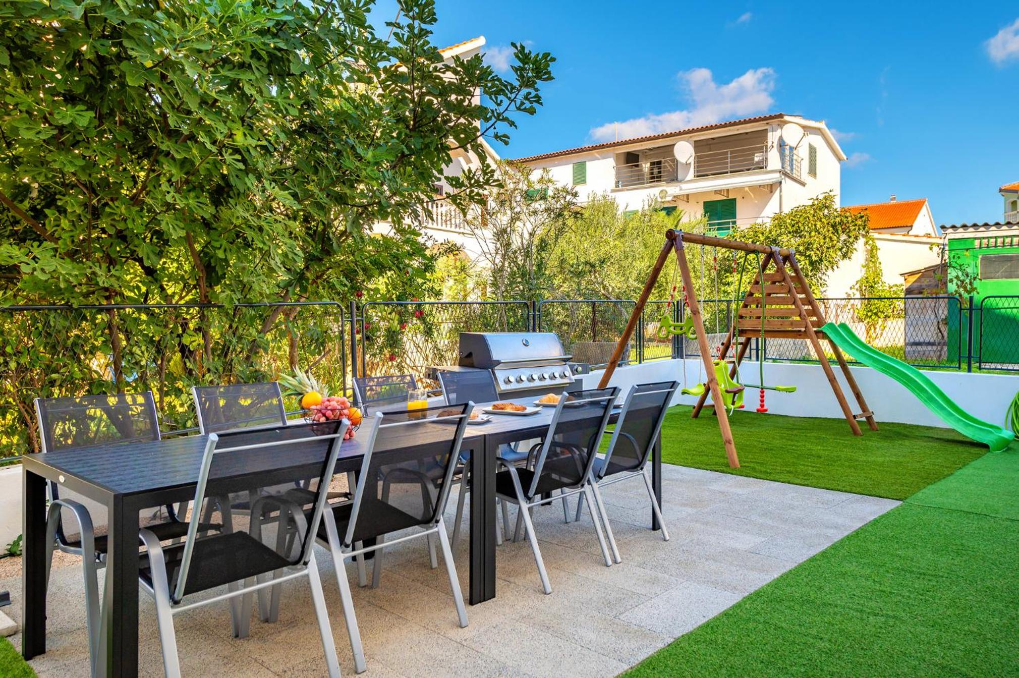 Apartments Sunny Sky - Pool & Parking - Vodice