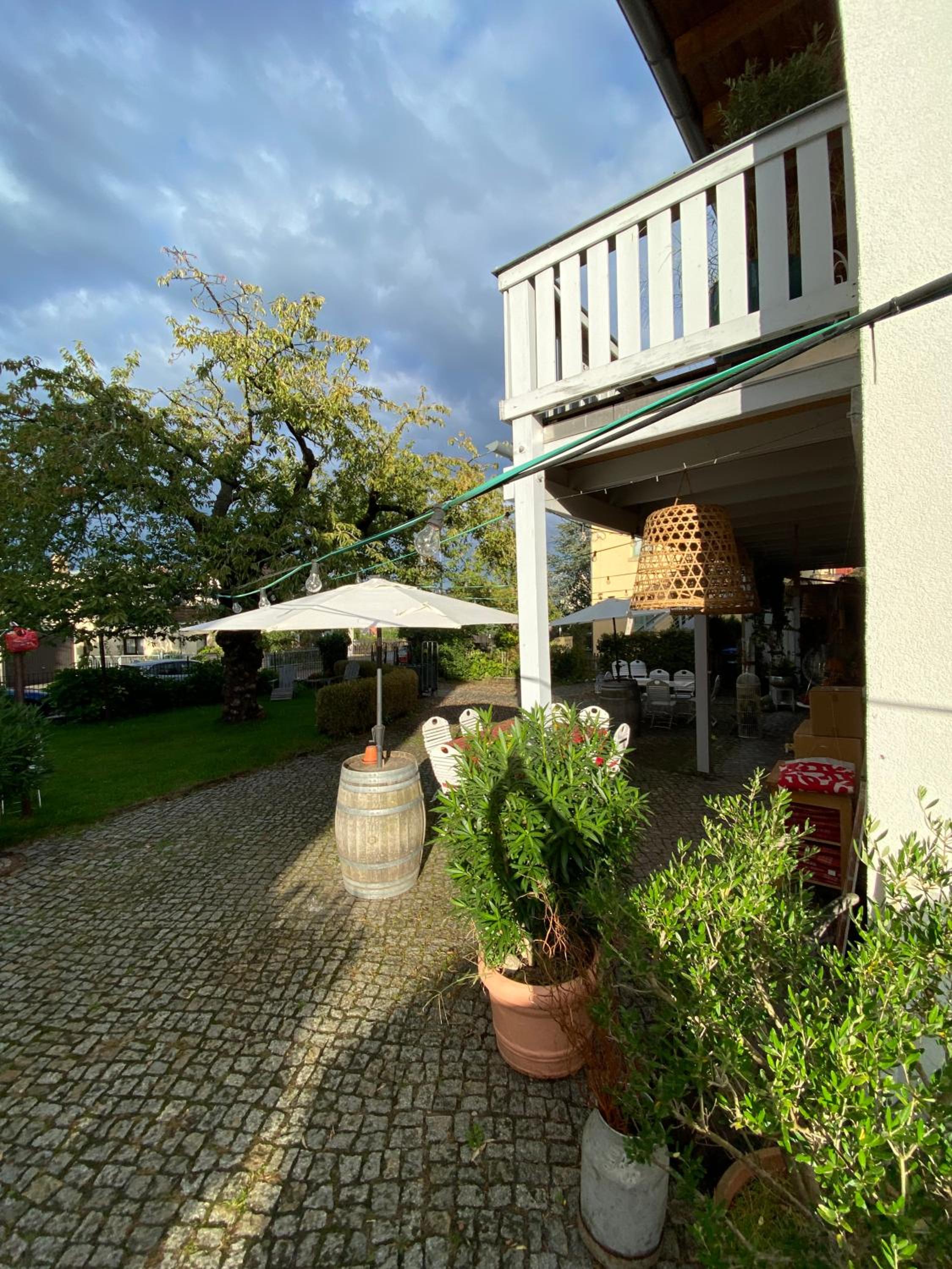 Pension Adele - Ruhig, direkt am Elberadweg & Badesee mit Balkon