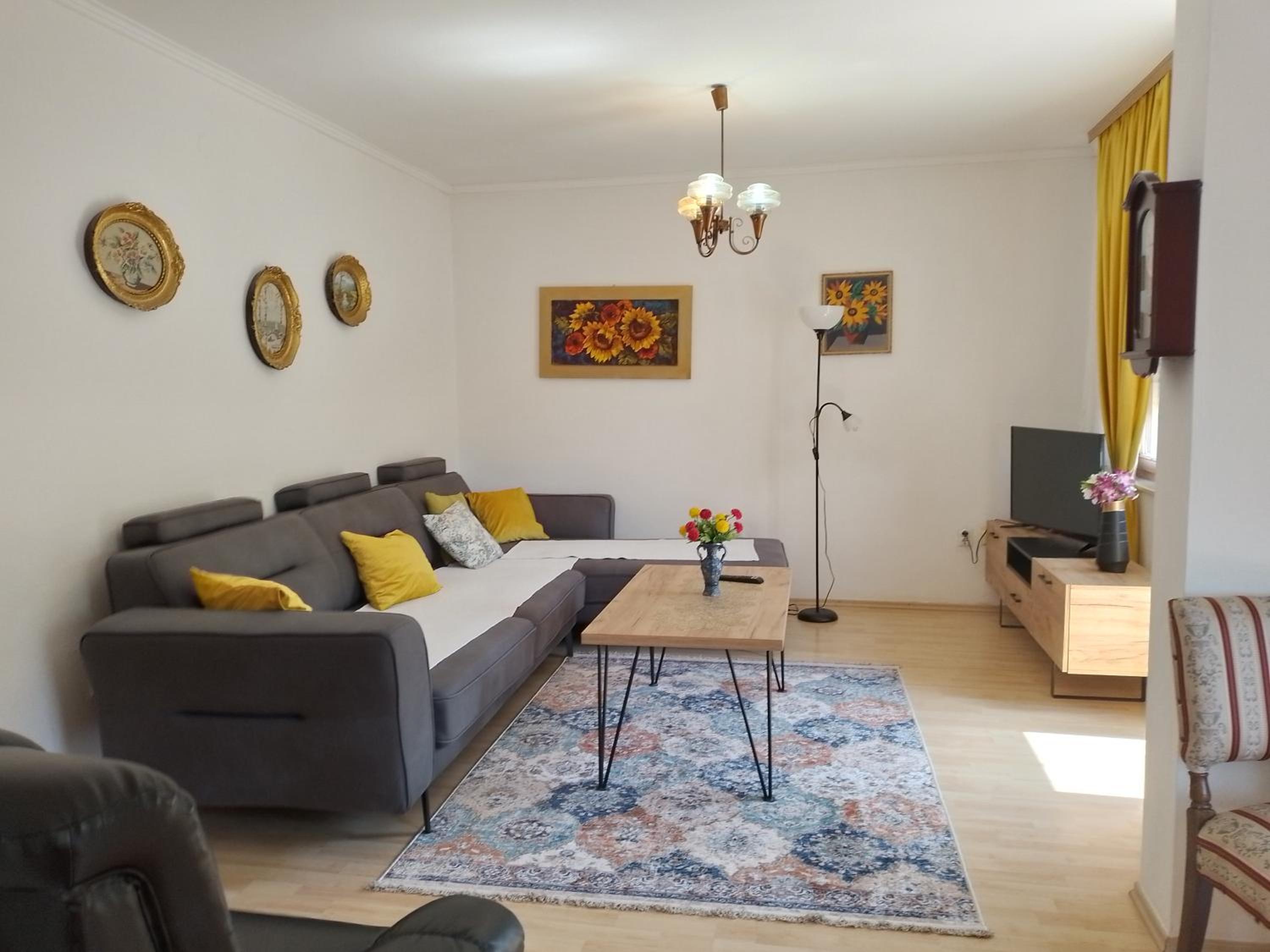 Guesthouse Sanja - Apartments 212