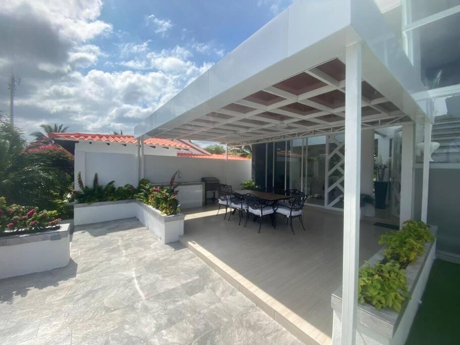 Casa Herradura H8-5
