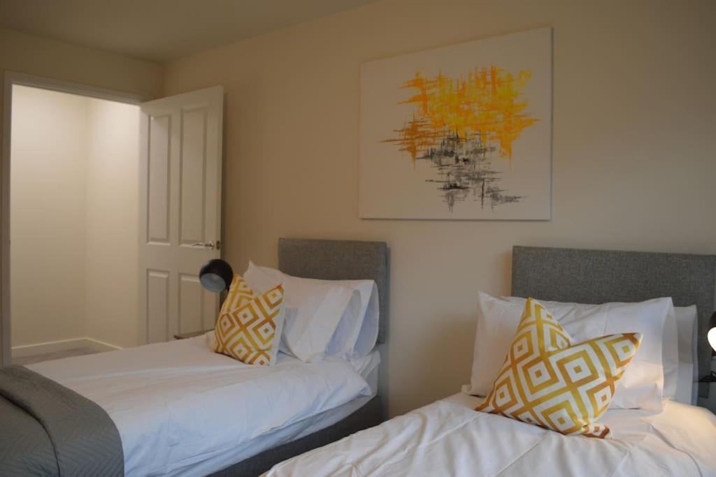 Contractor Accommodation - Sleeps 7 - Peterborough view 5