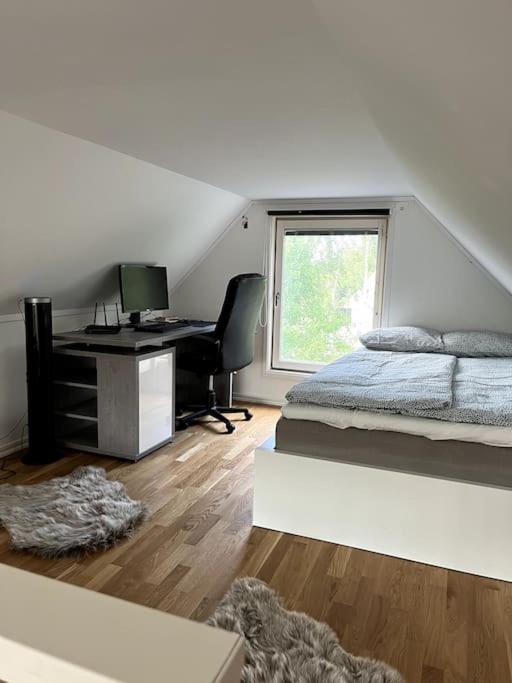 Photo 18