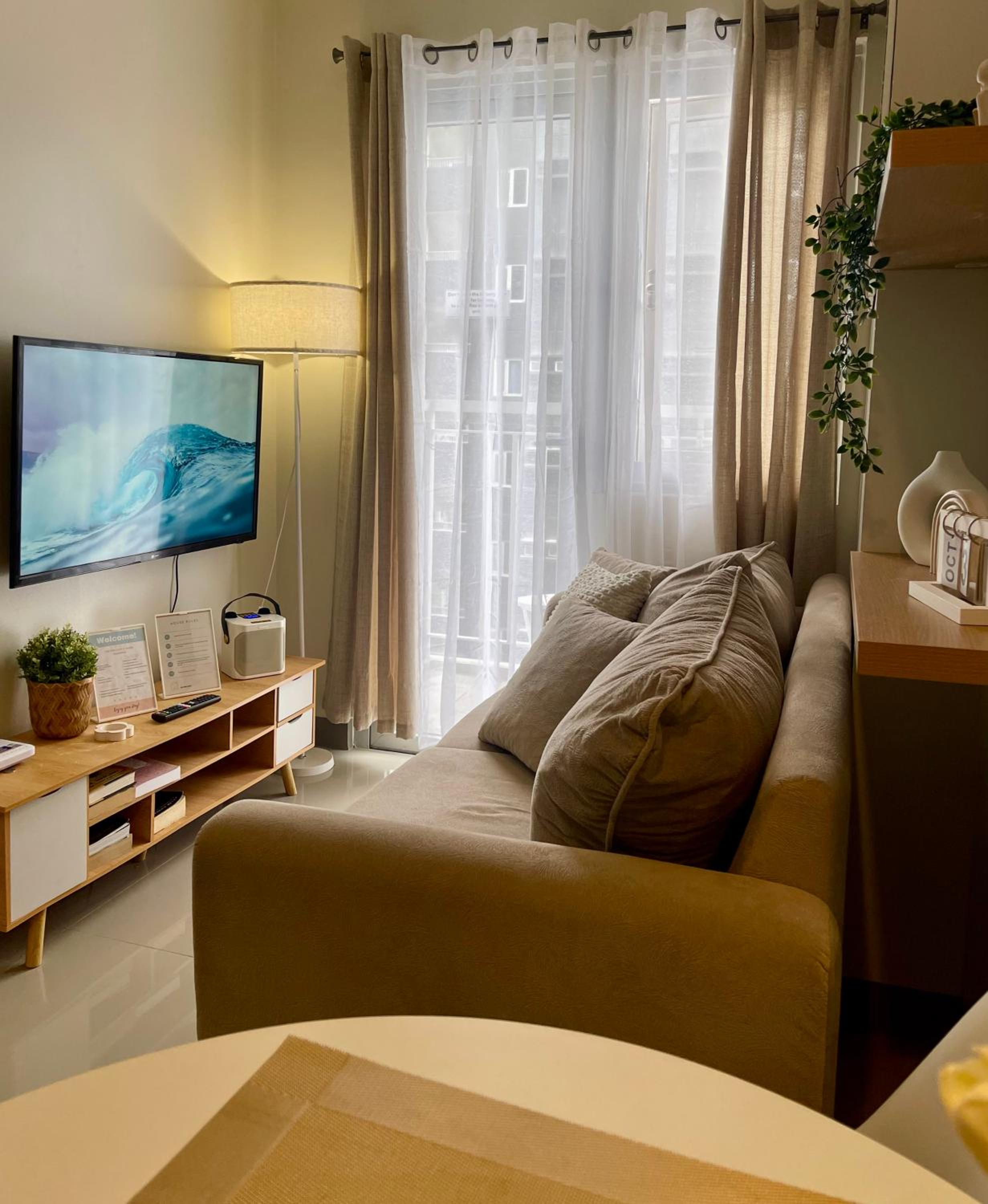 The 1900 Suite at Charm Residences view 3