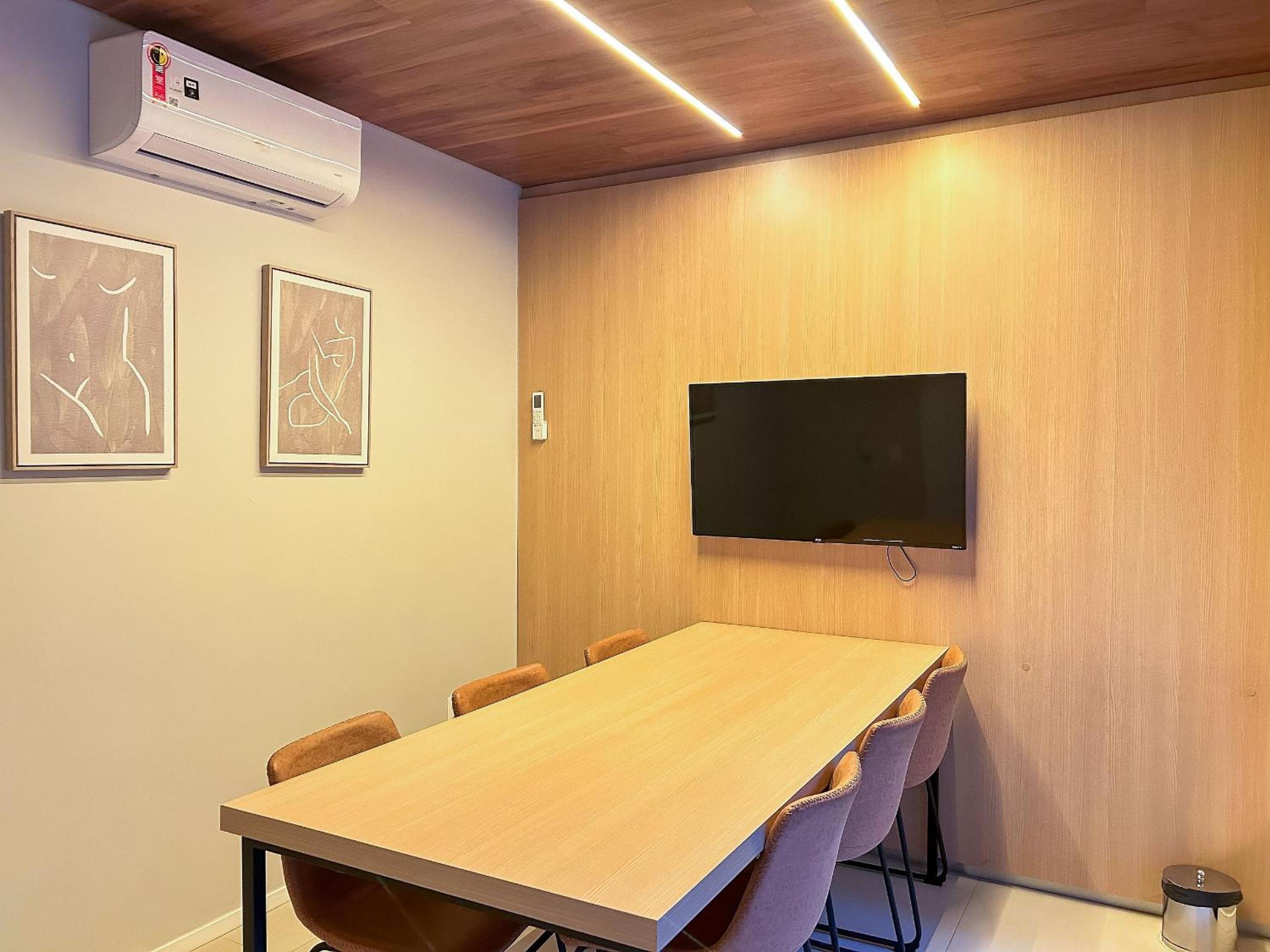 meeting & event spaces