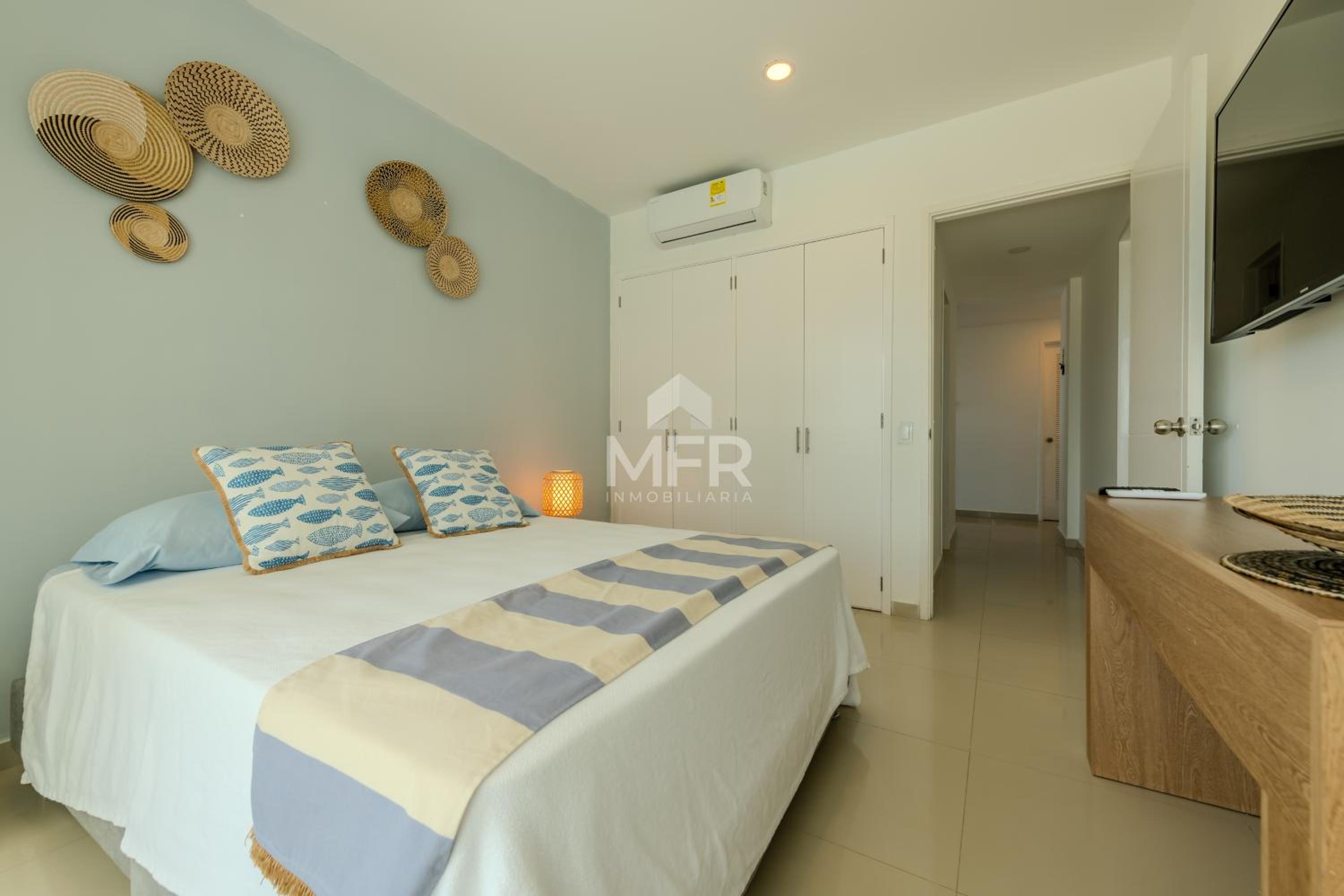 Morros Epic Beachfront Apartment