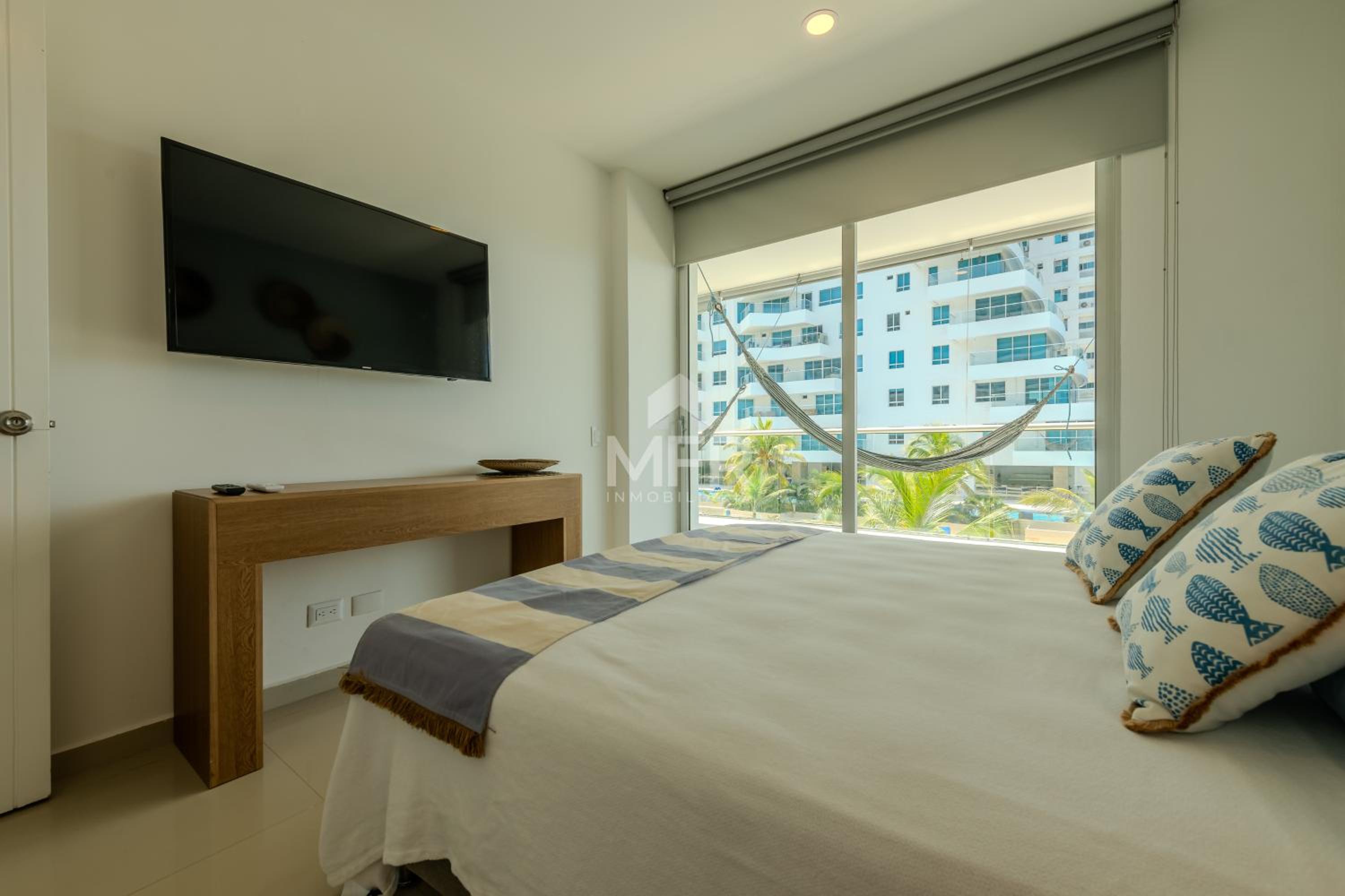 Morros Epic Beachfront Apartment