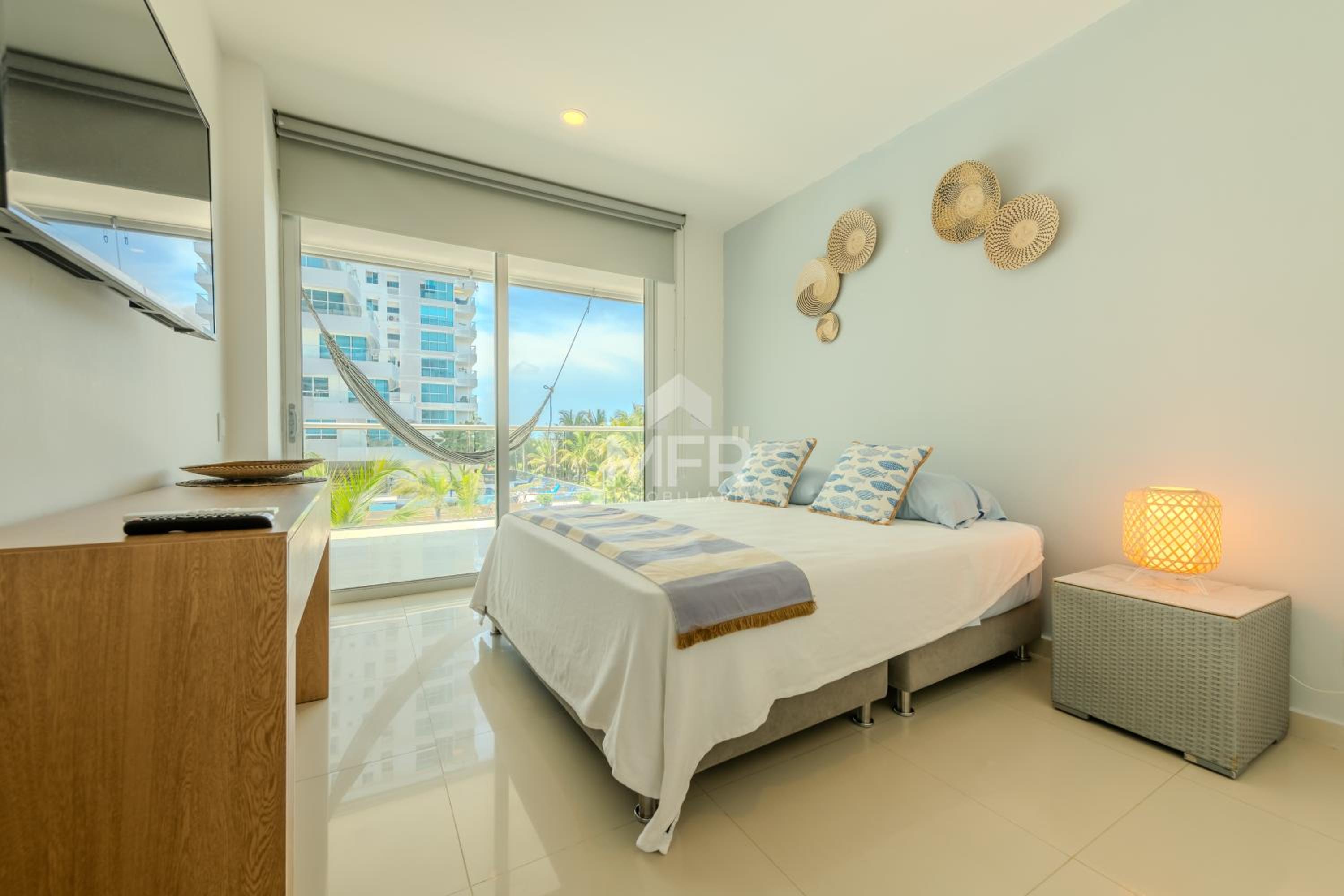 Morros Epic Beachfront Apartment