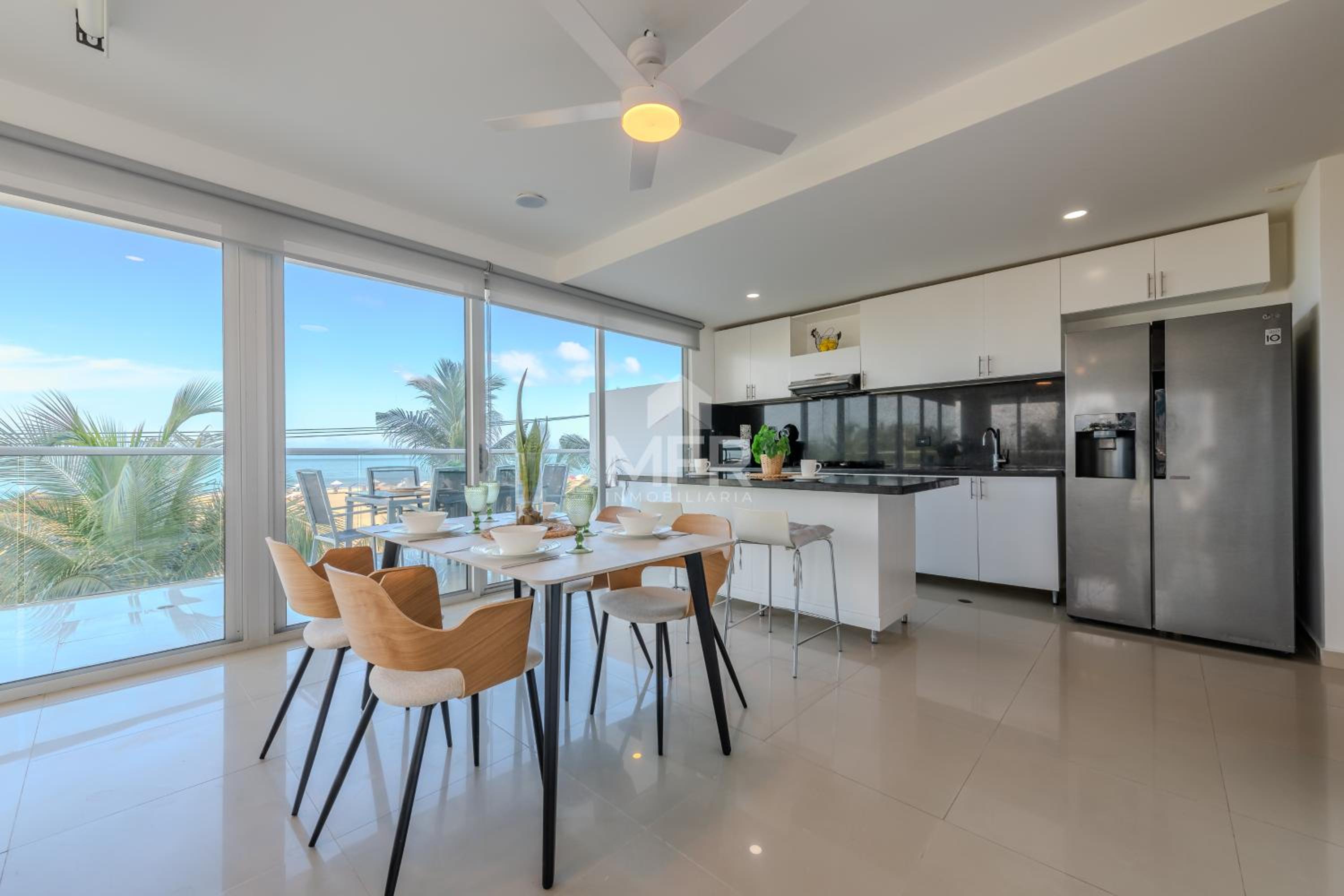 Morros Epic Beachfront Apartment