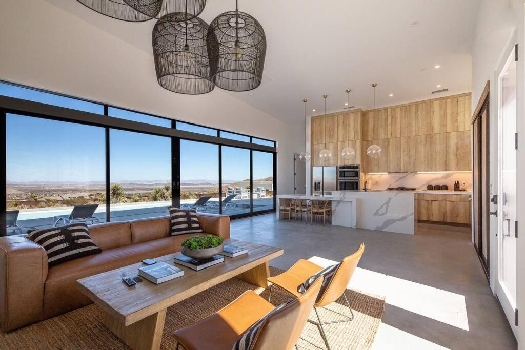 The Lele, Joshua Tree view 3