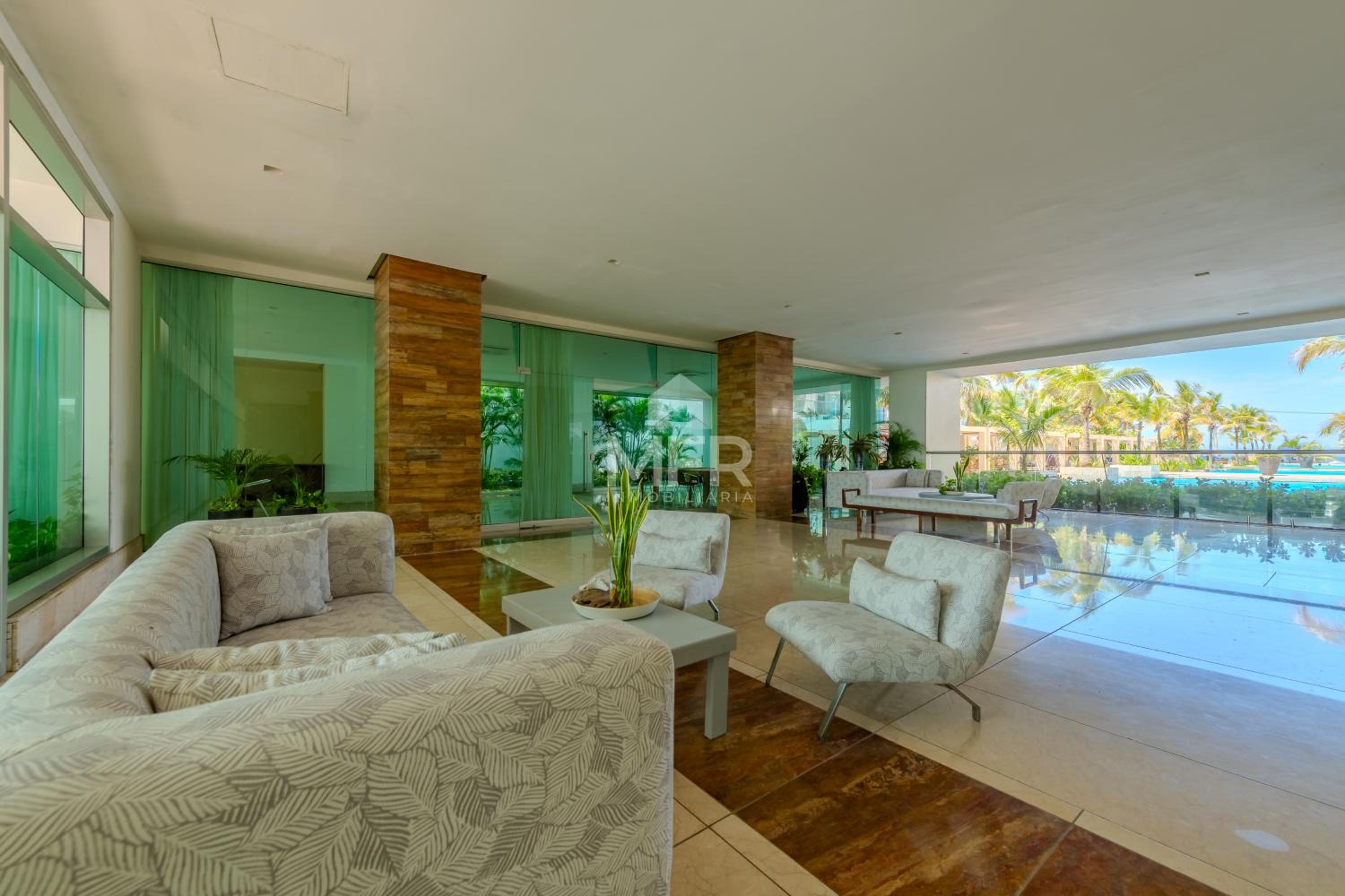 Morros Epic Beachfront Apartment