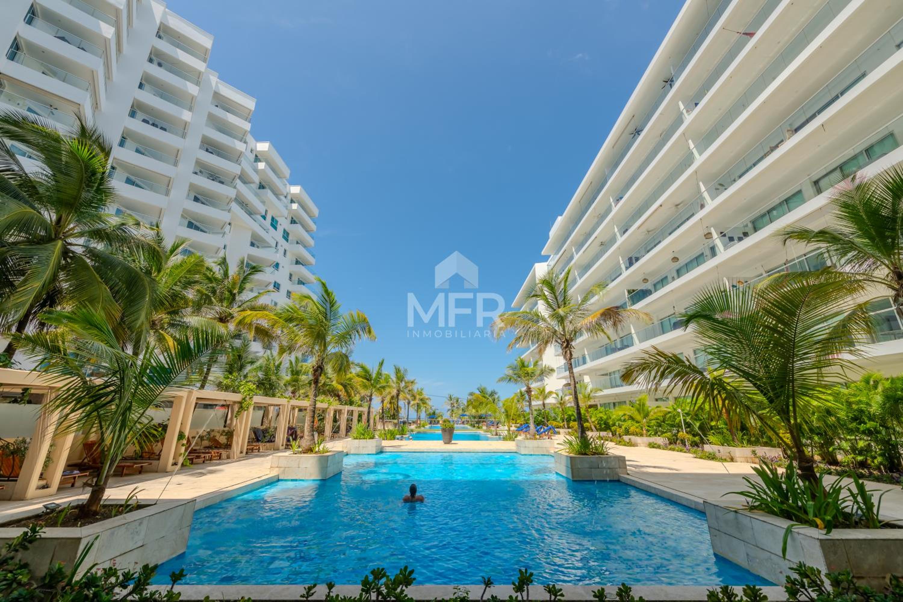 Morros Epic Beachfront Apartment