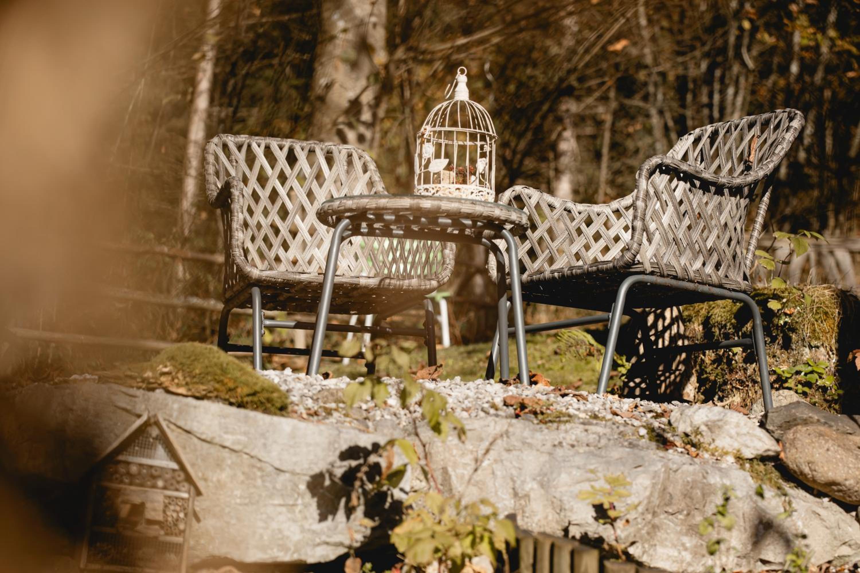 Ferienhaus Lechner am Waldrand mit Sauna, Bergblick und Naturgarten