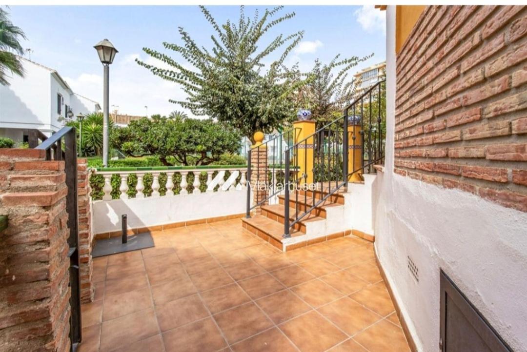 Los Rosales 12 Costa view 3
