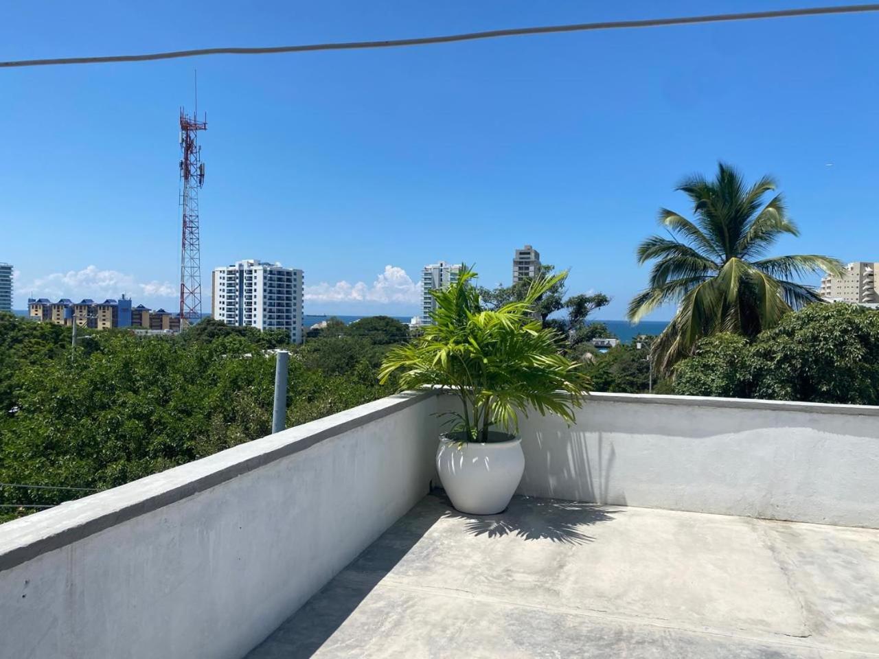 Habitaciones cómodas muy cerca al mar