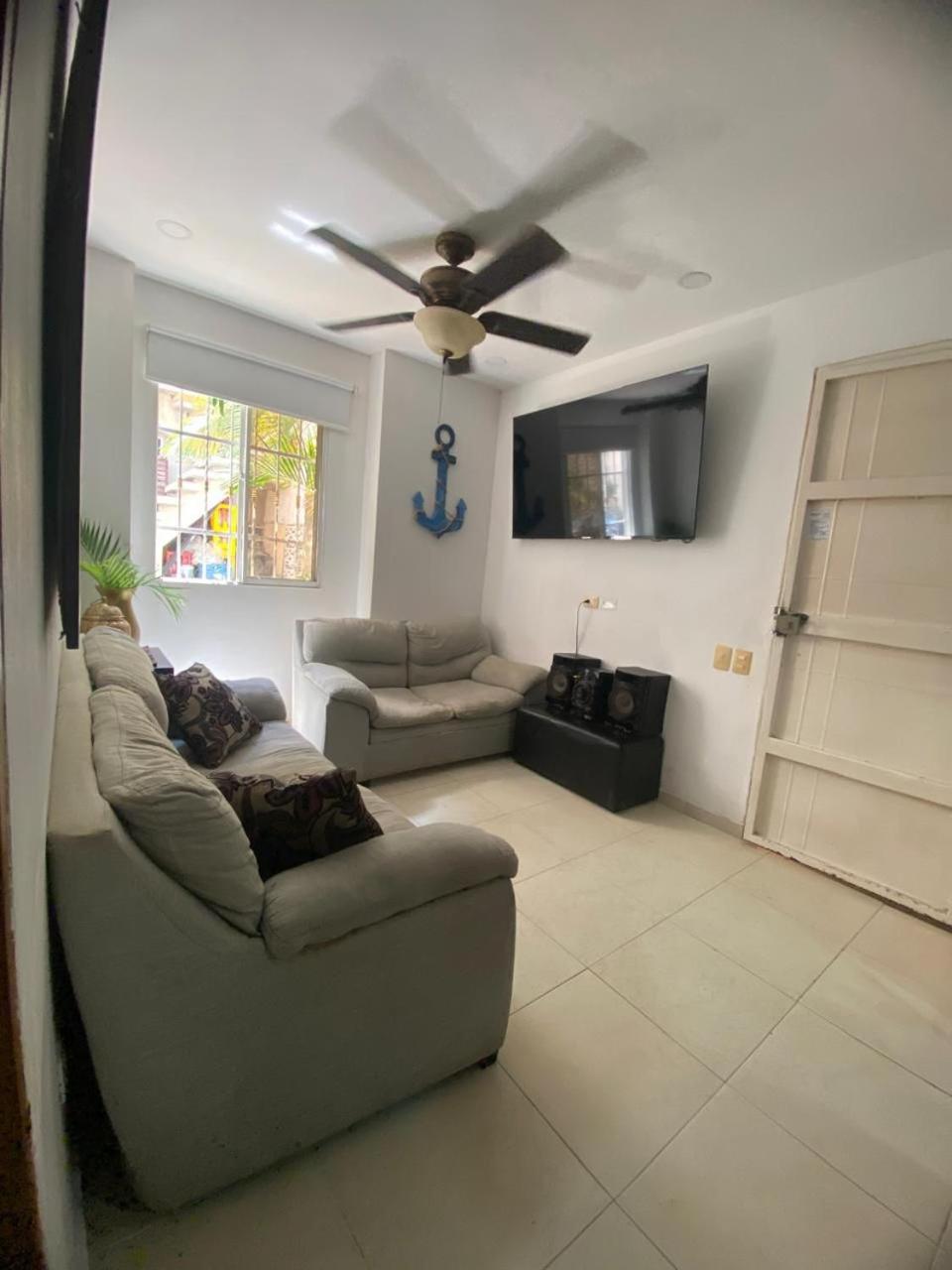 Habitaciones cómodas muy cerca al mar